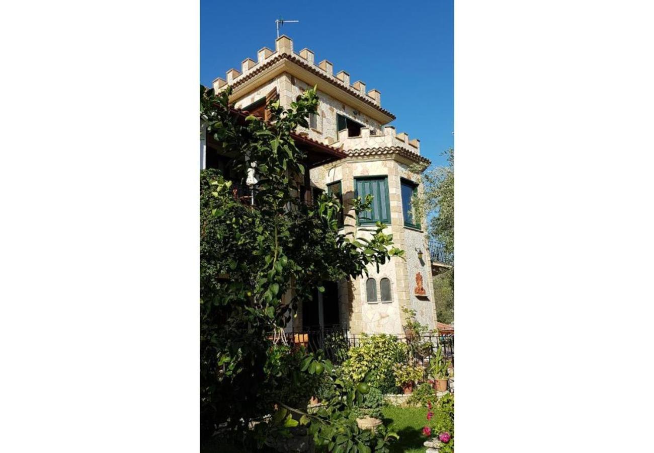 Dionisia apartment