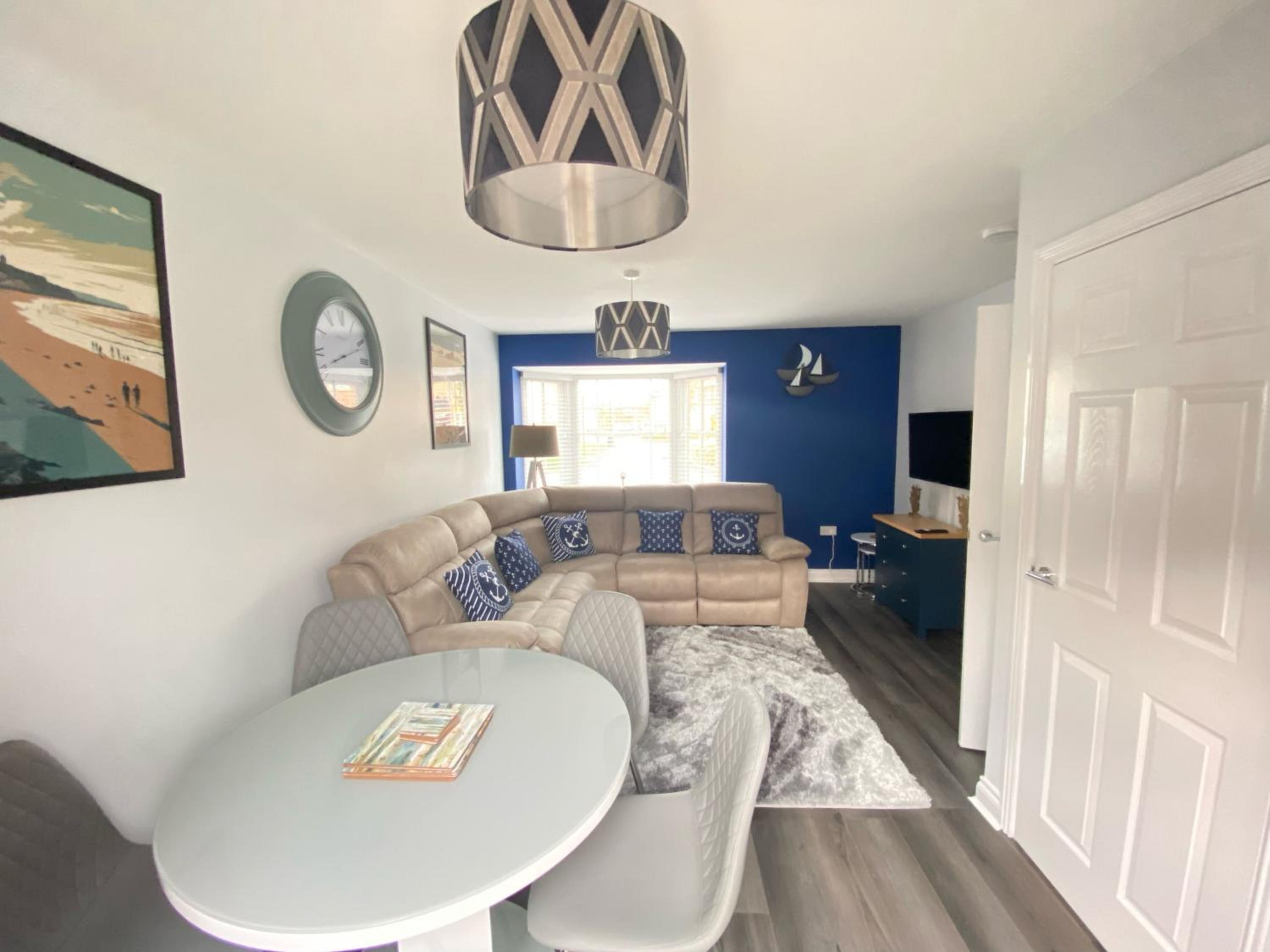 Arthurs Retreat - Part of the The Bay Filey Holiday Village with pool, gym and direct beach access, pub, restaurant, tennis and meadows walks view 3