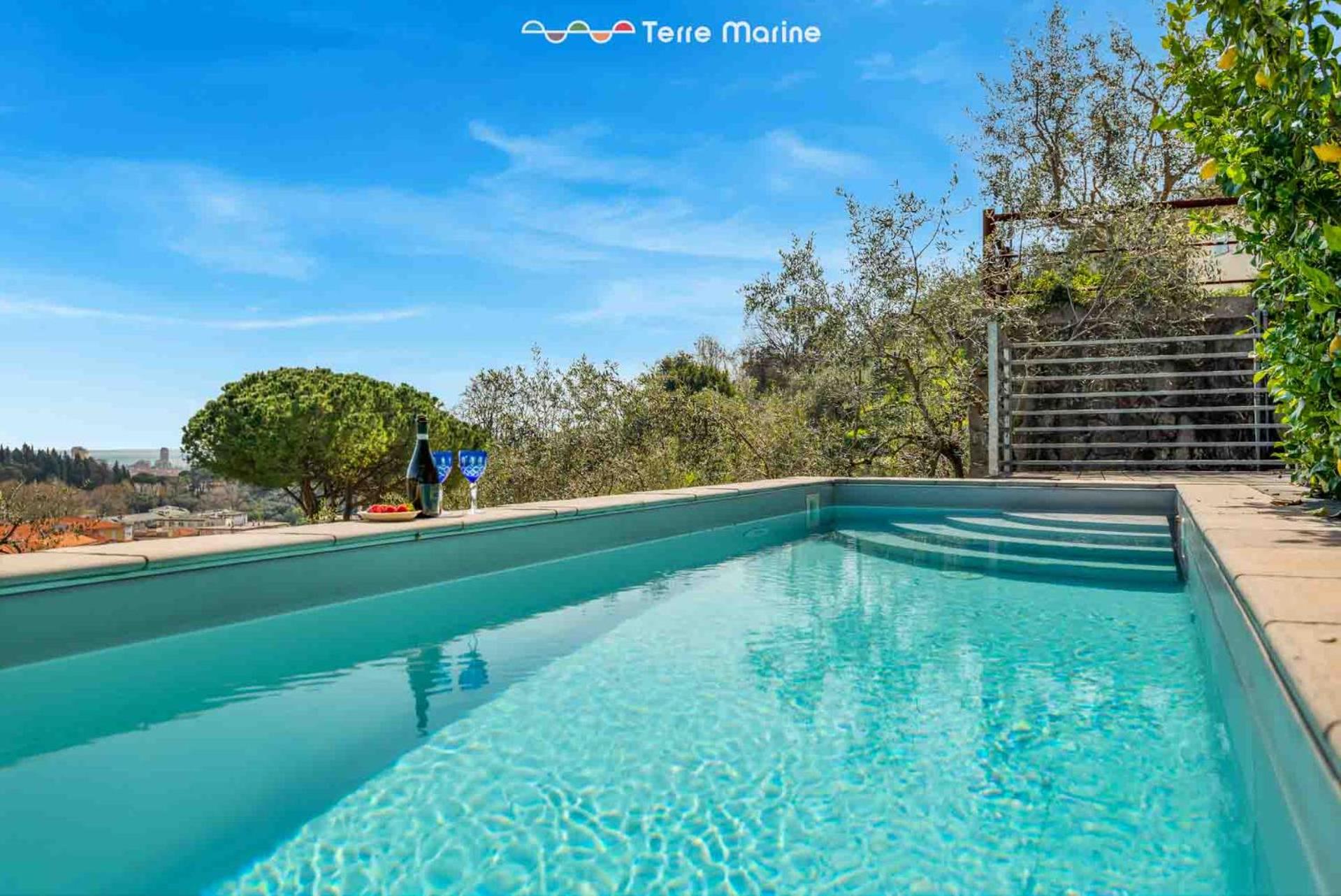 Villa Bianca, Terre Marine