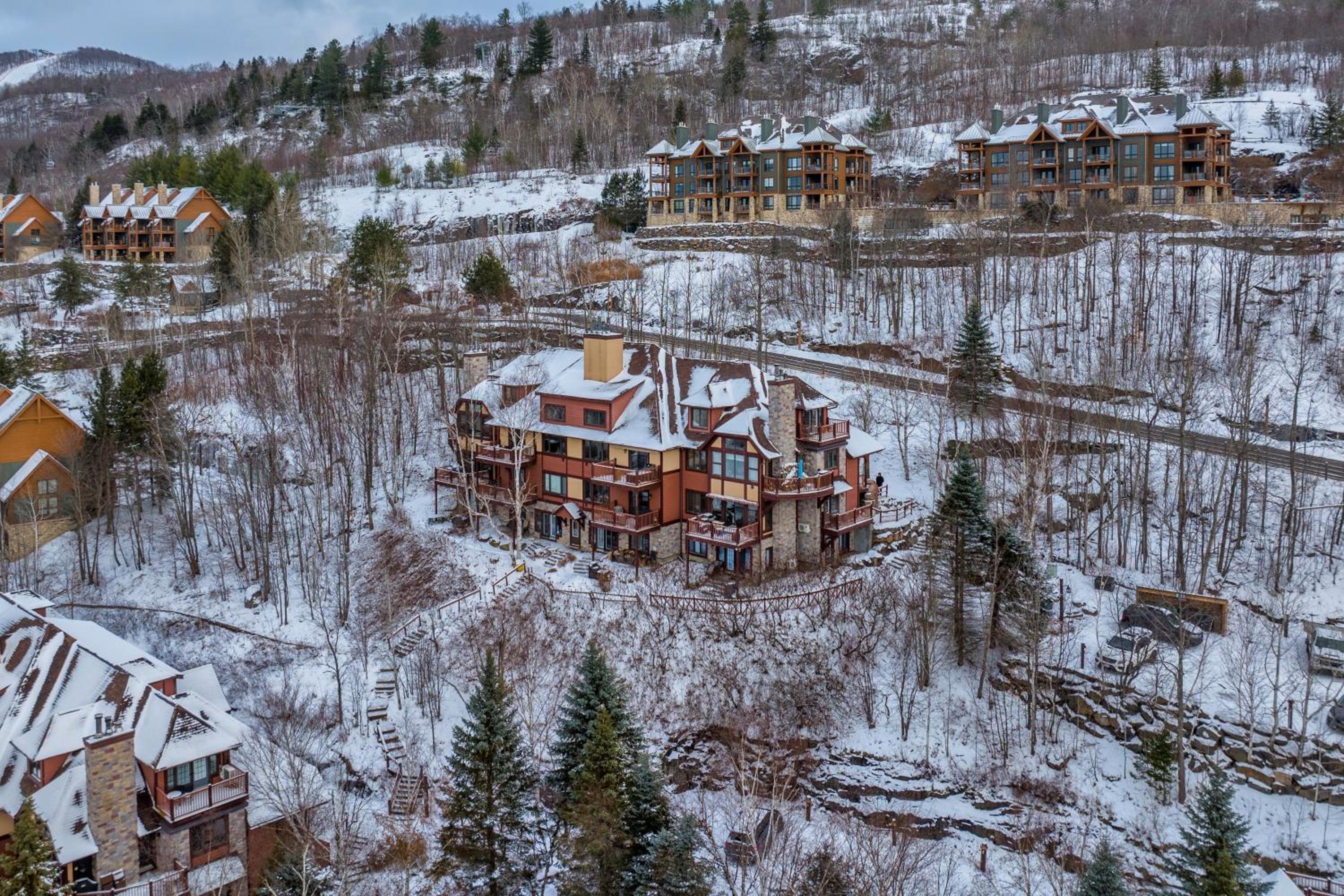 Algonquin by Rendez-Vous Mont-Tremblant