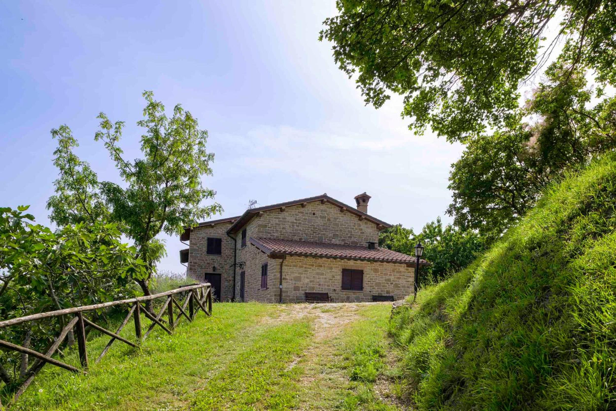 Agriturismo Castel d'Alfiolo-Barcomonte