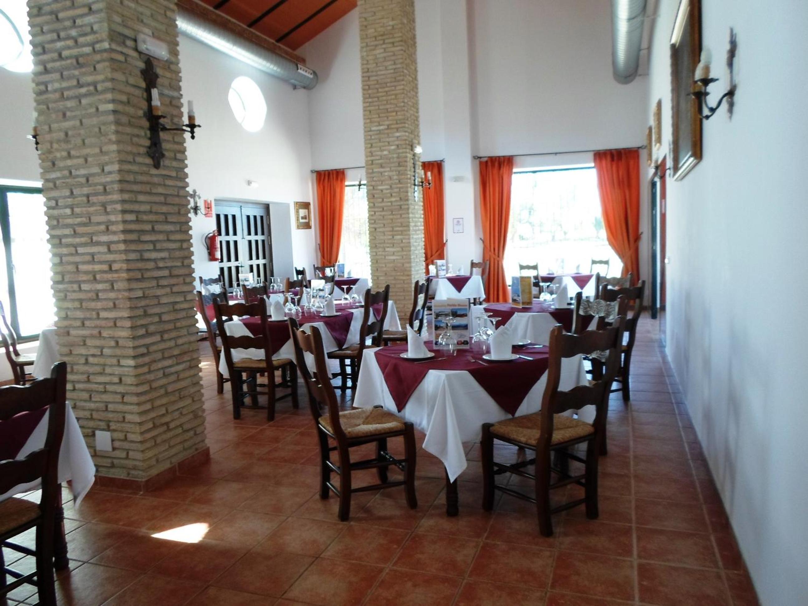 Complejo Pueblo Blanco