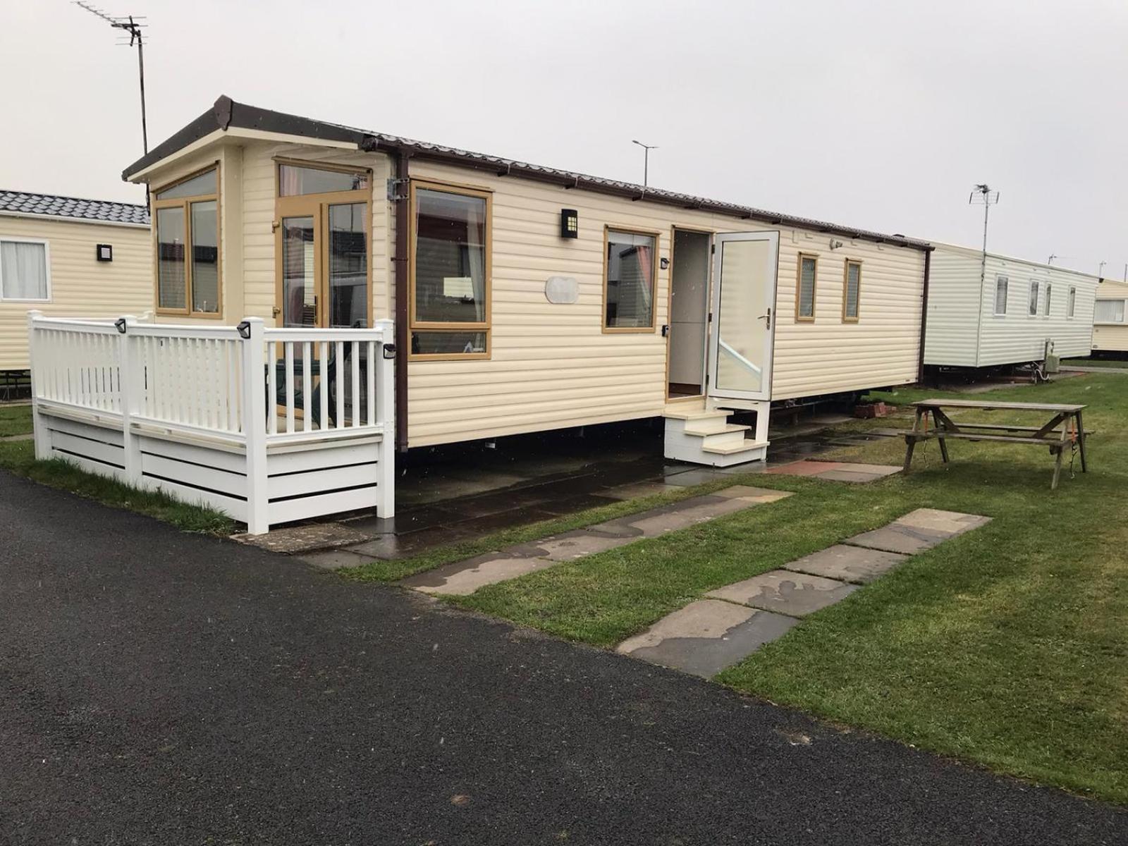 Lyons Robin Hood Rhyl North wales six berth caravan choice of two available