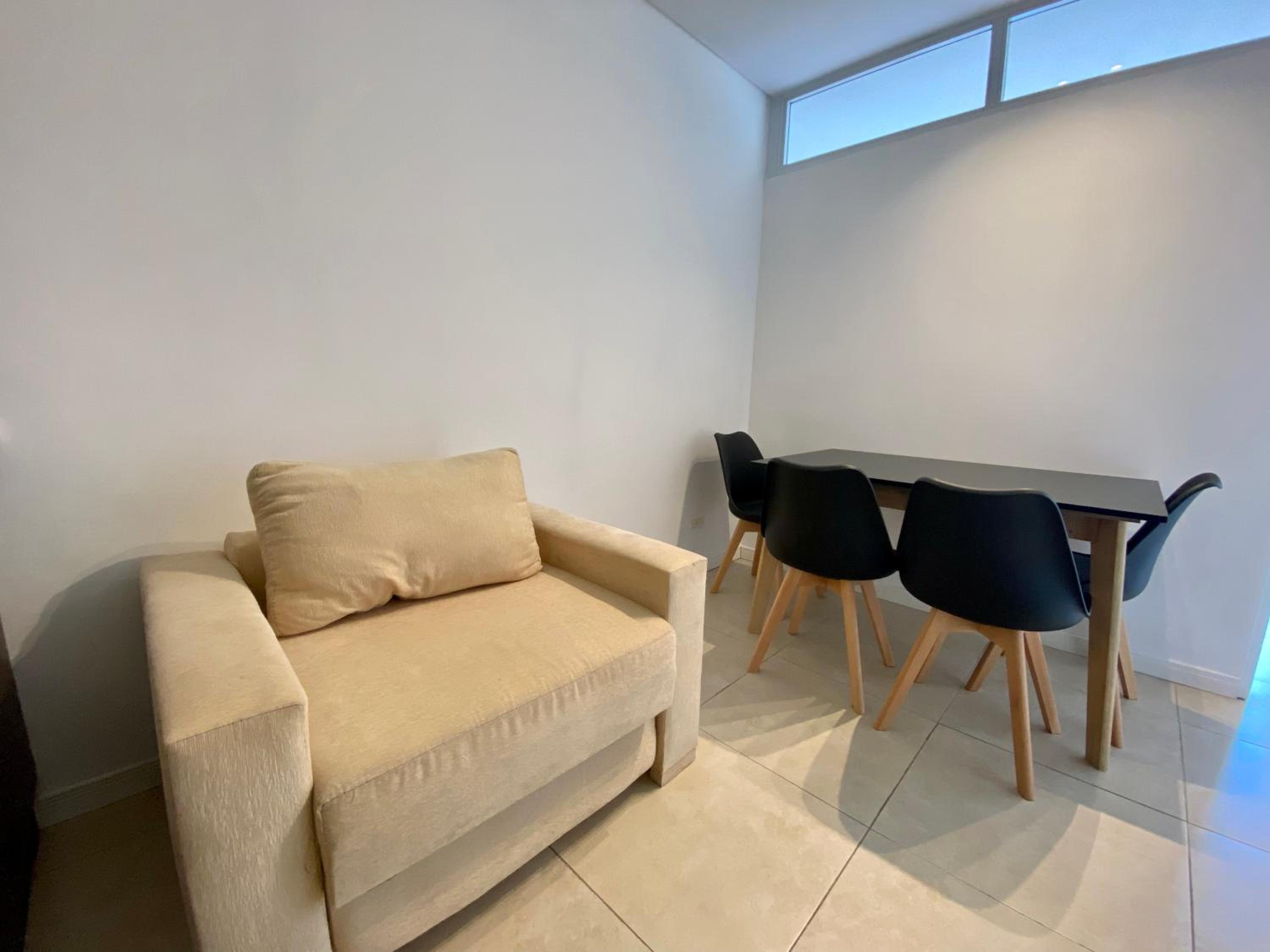 Monumental & Fleni Exclusive Apartment with Pool and Gardens