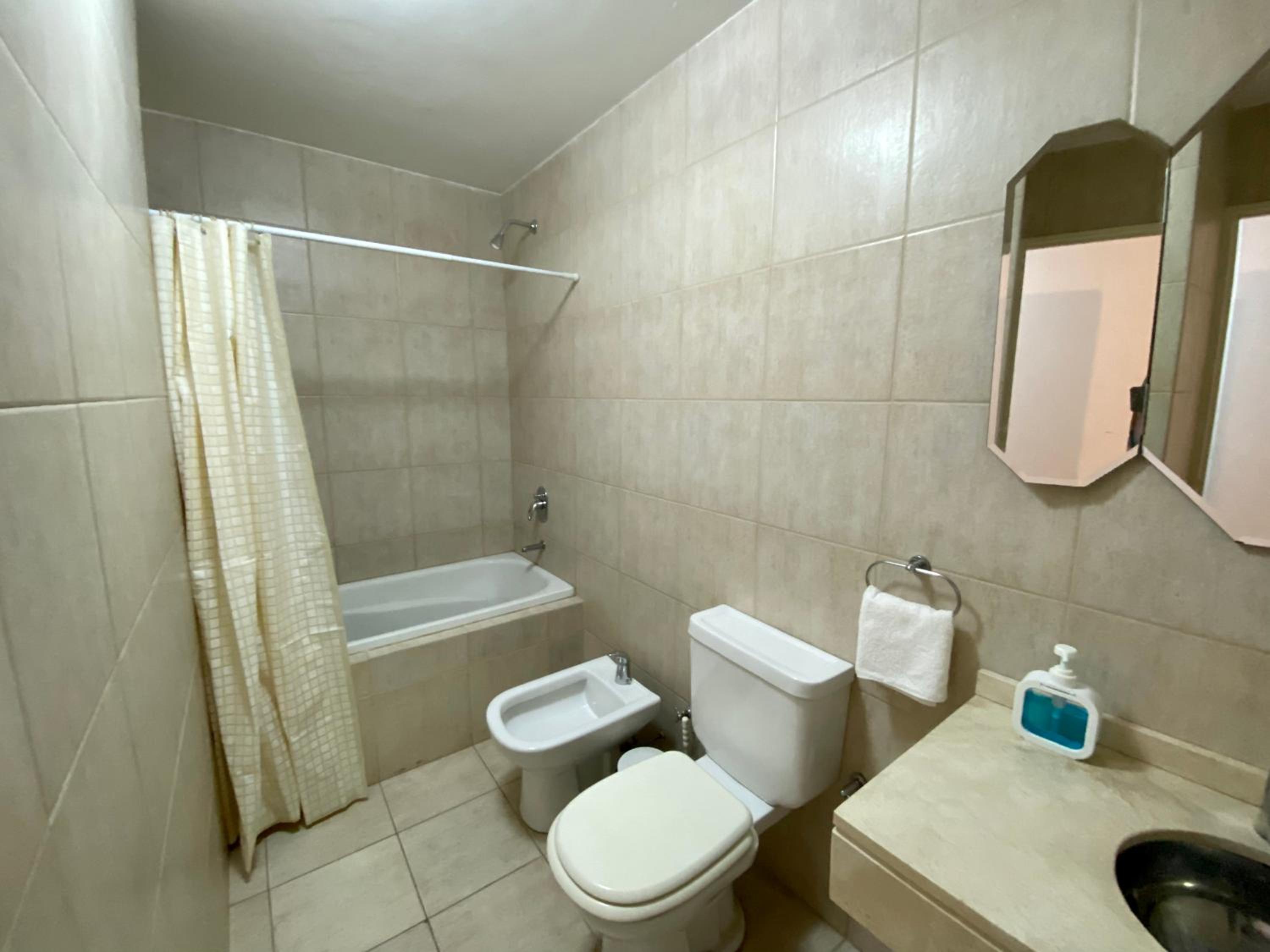Monumental & Fleni Exclusive Apartment with Pool and Gardens