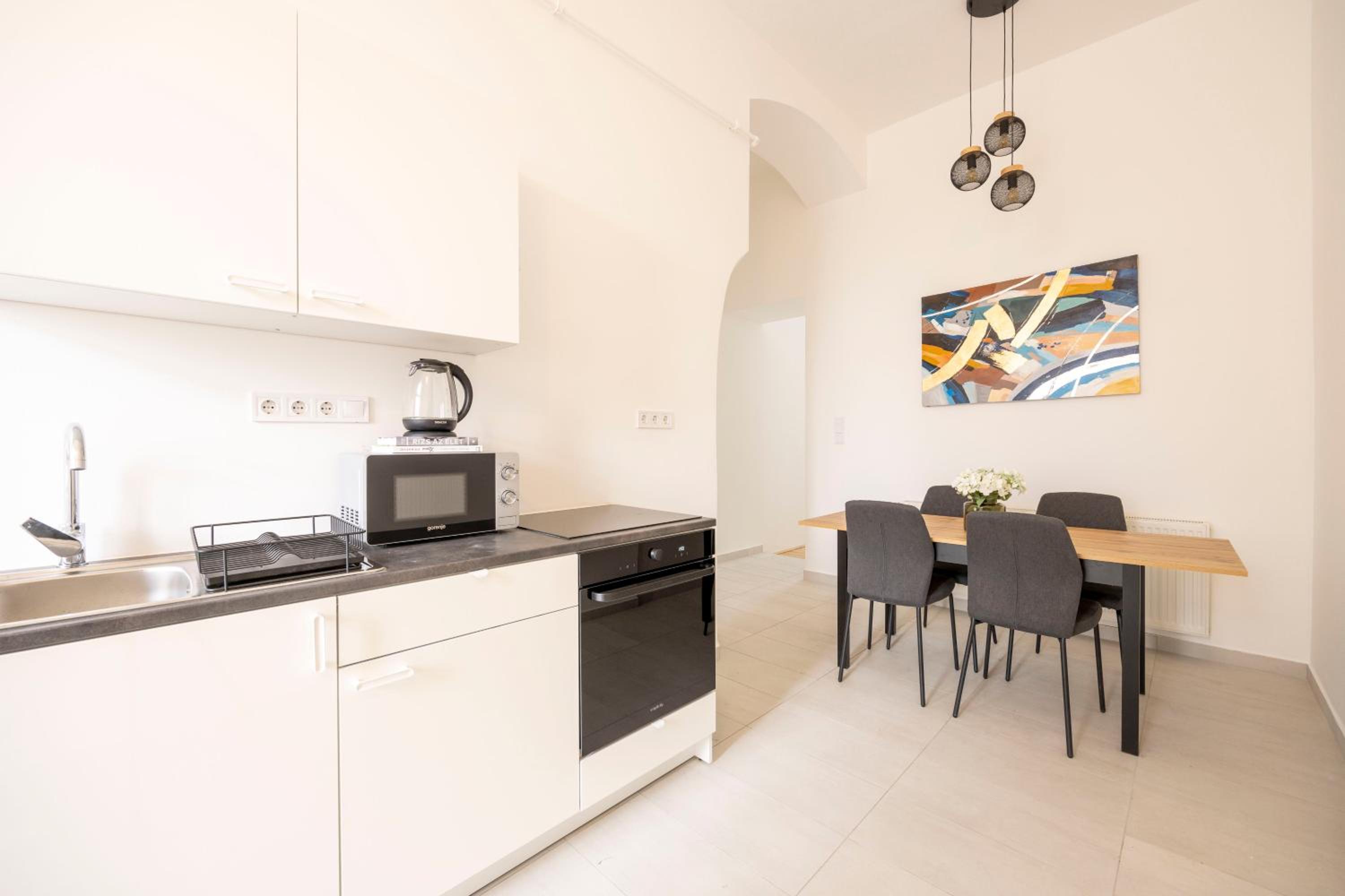 Cozy Dream Home in the Heart of Budapest view 5