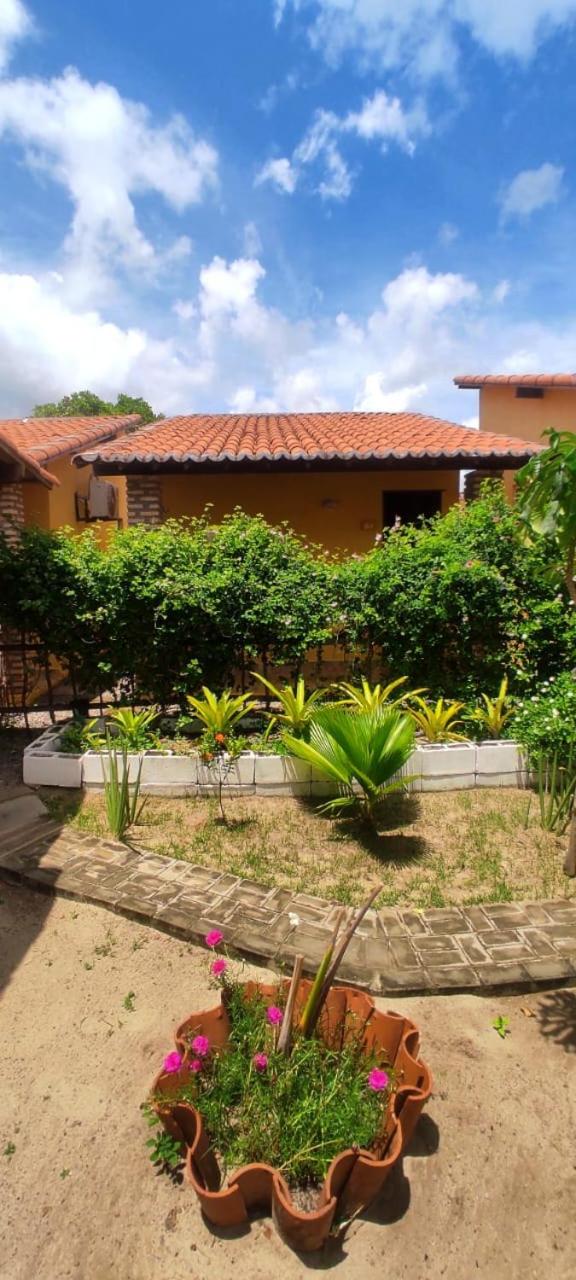 Luamar Chalés