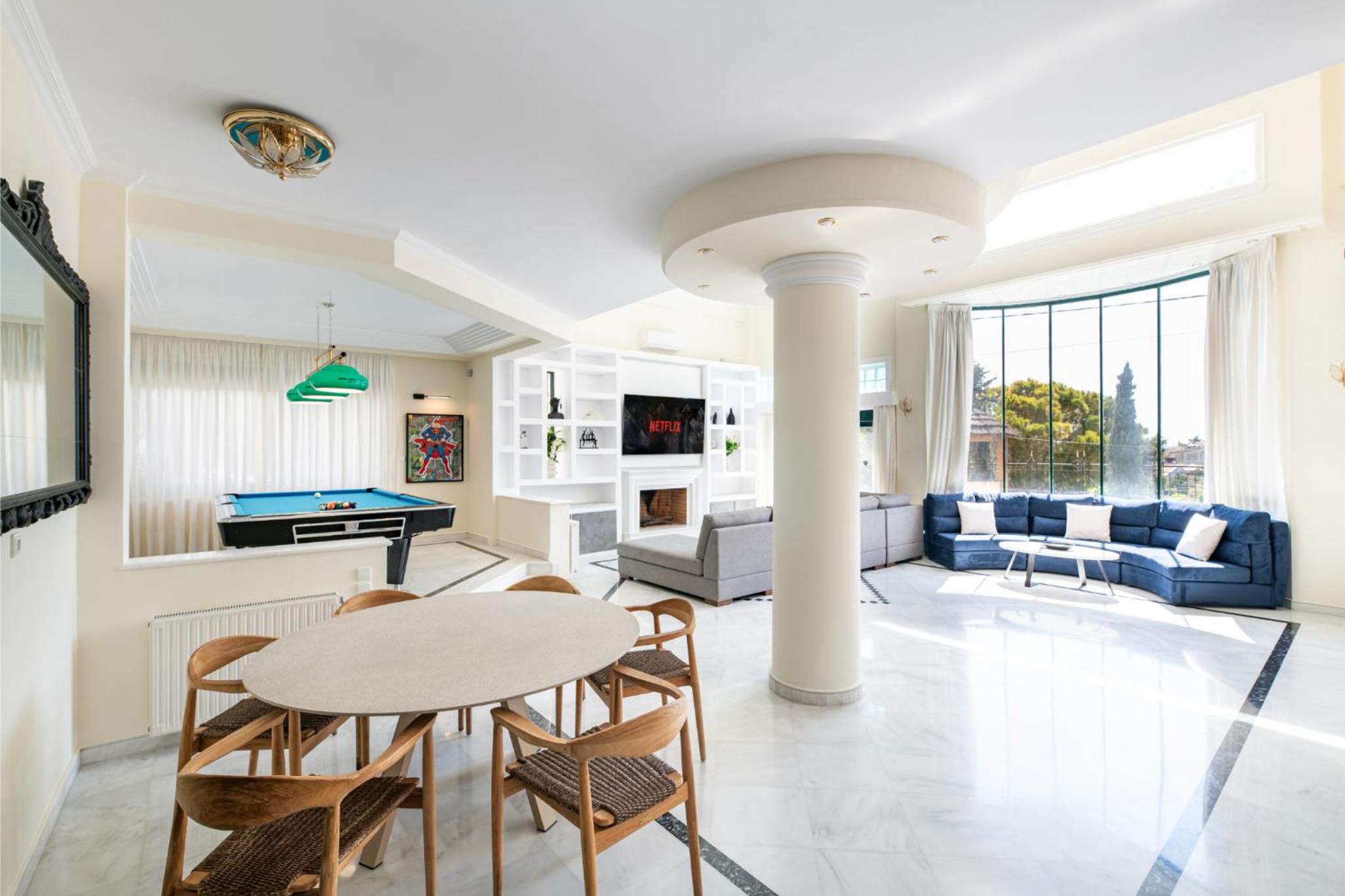 Vouliagmeni Athenian Riviera Villa