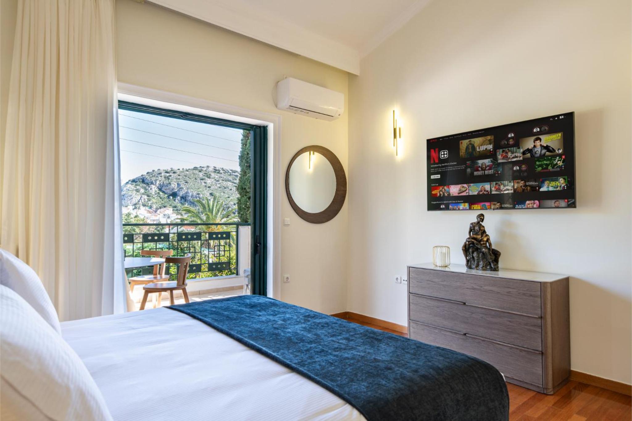 Vouliagmeni Athenian Riviera Villa