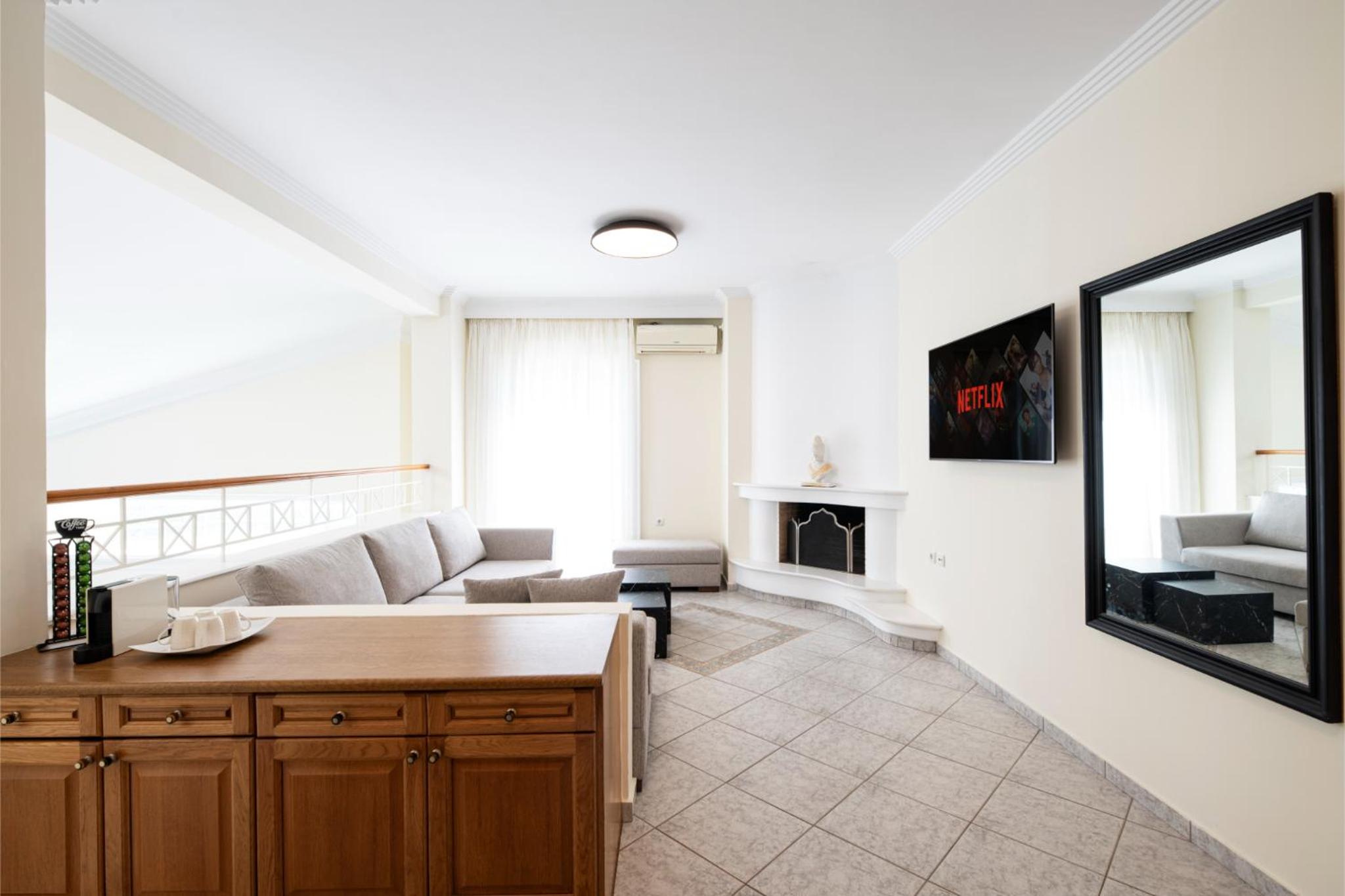 Vouliagmeni Athenian Riviera Villa