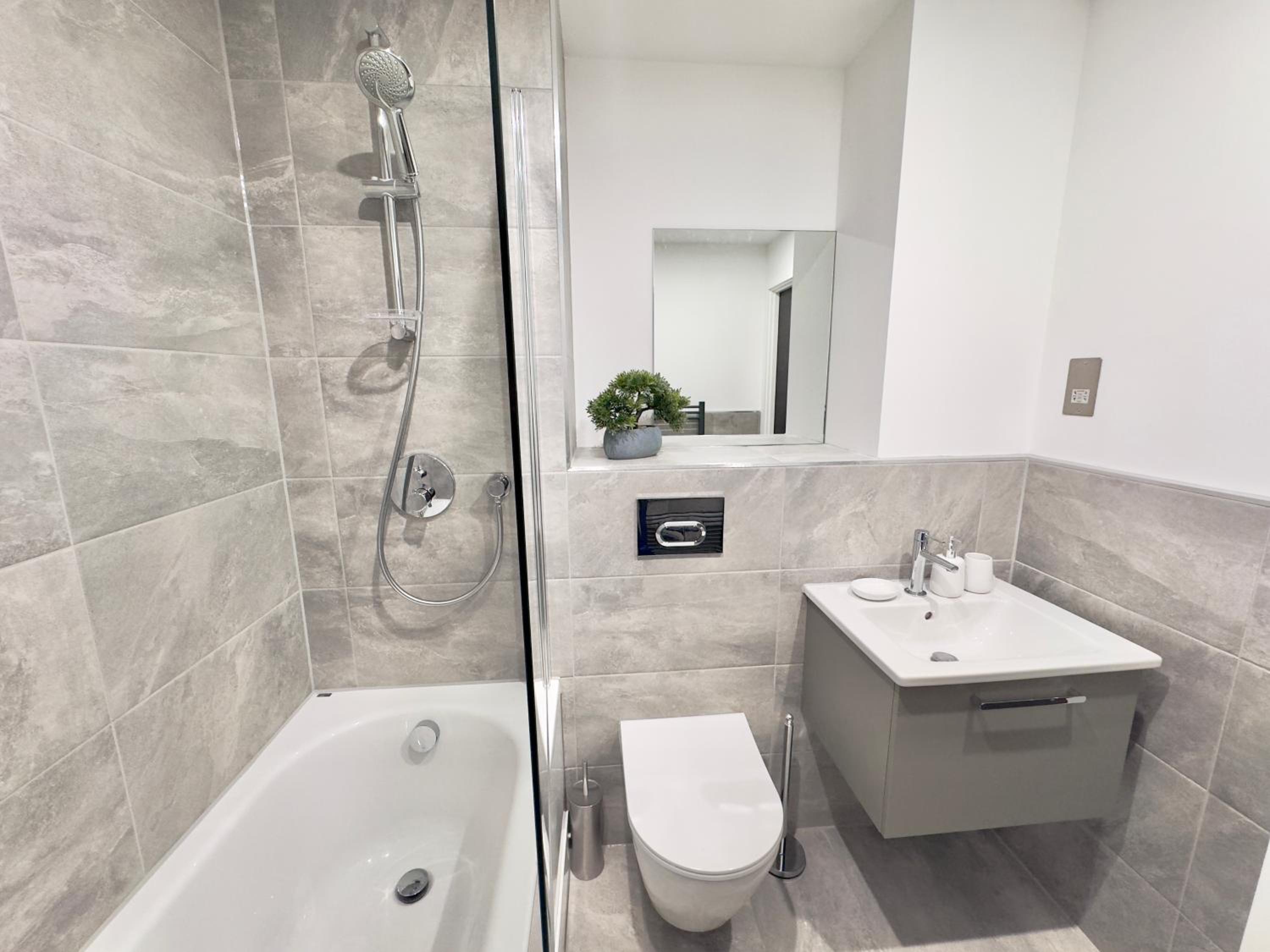 Apartment 43 Citygate with Free Onsite Gym view 4