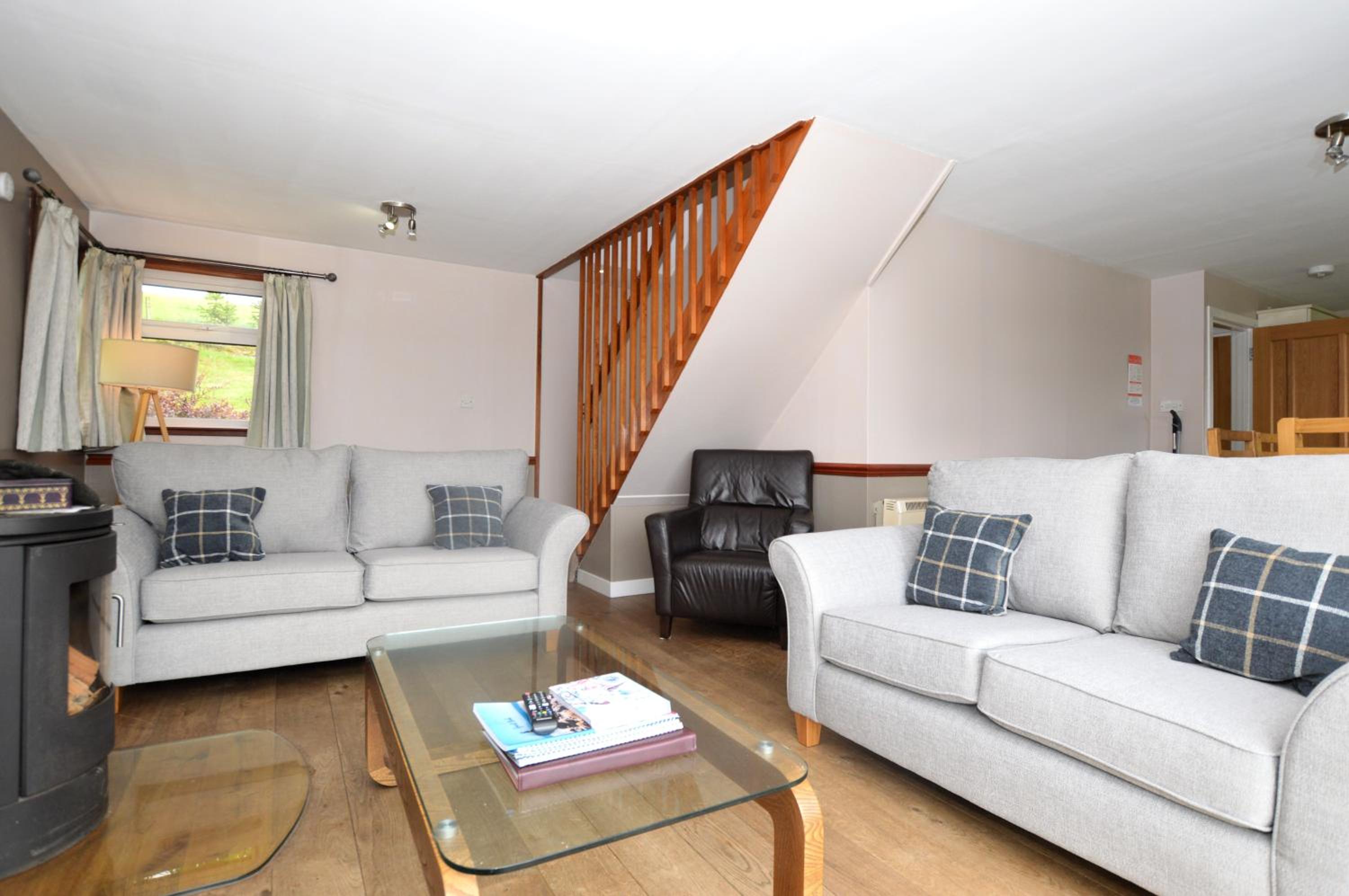 Larch Cottage view 5