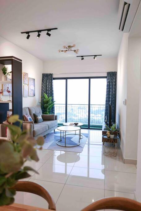 Bukit Jalil Cozy Place 5~7pax