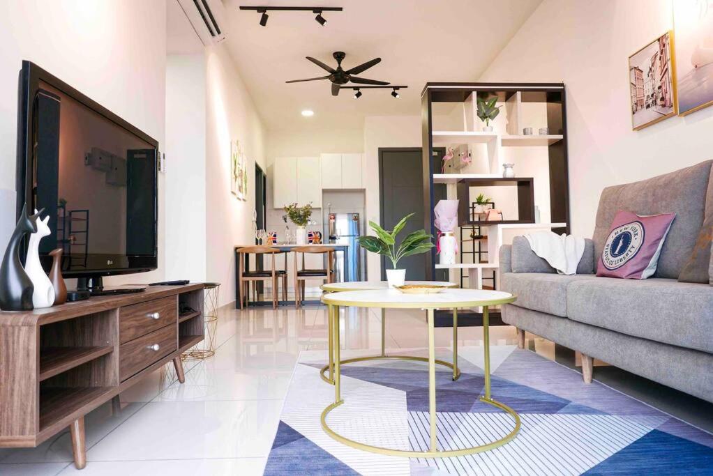 Bukit Jalil Cozy Place 5~7pax