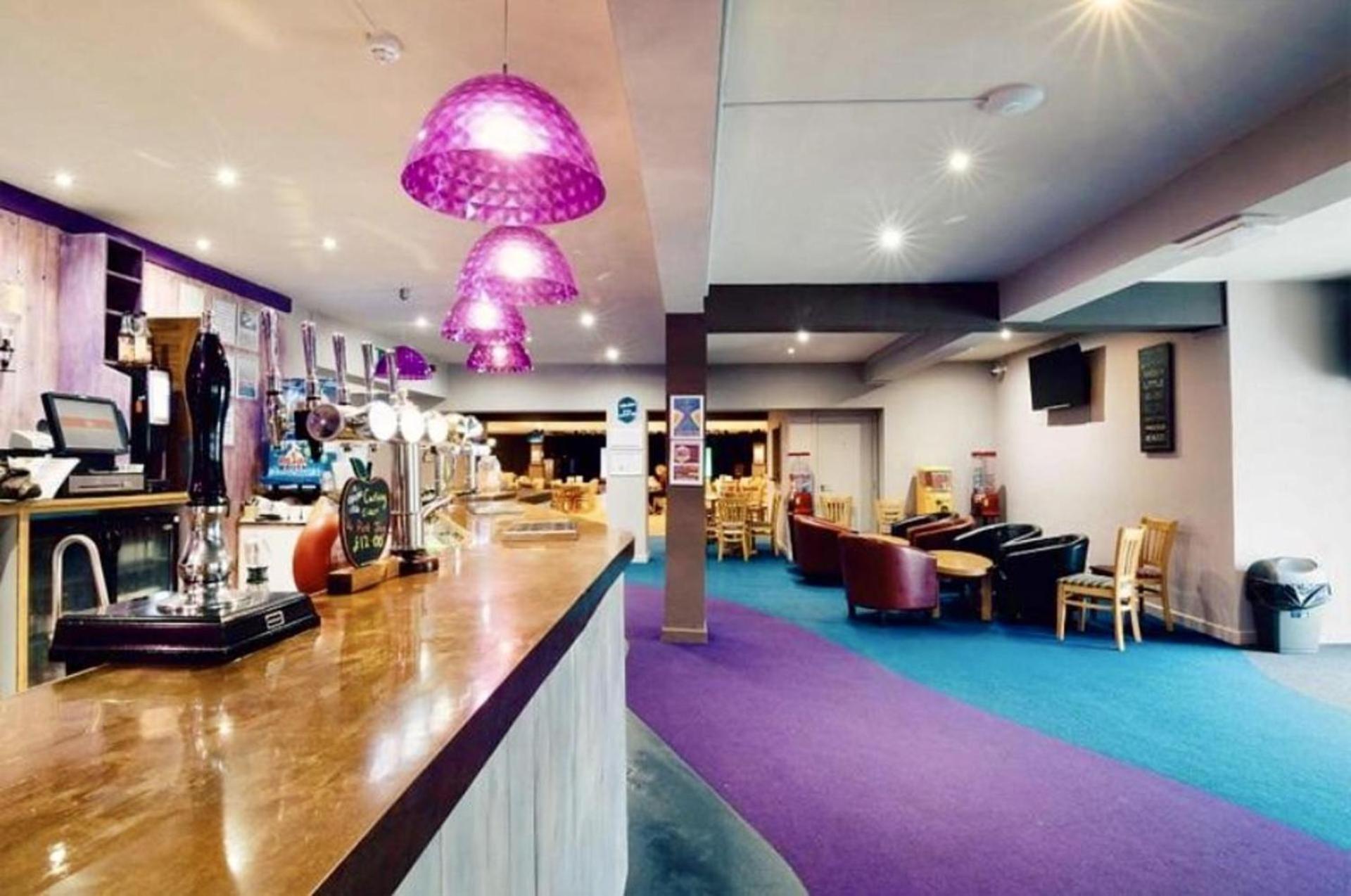 lounge
