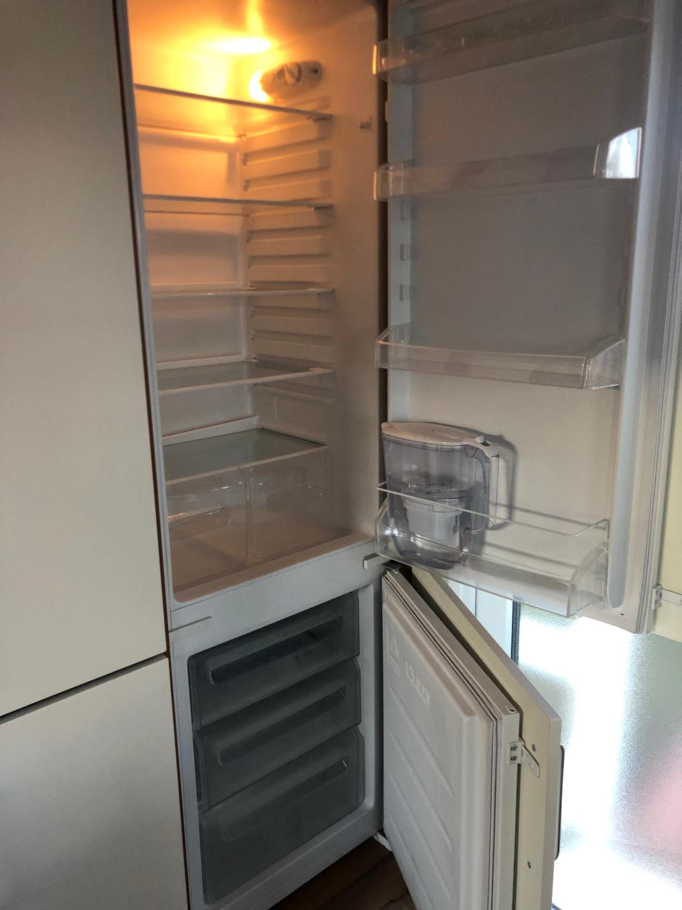 Lyons Robin Hood Rhyl North wales six berth caravan choice of two available