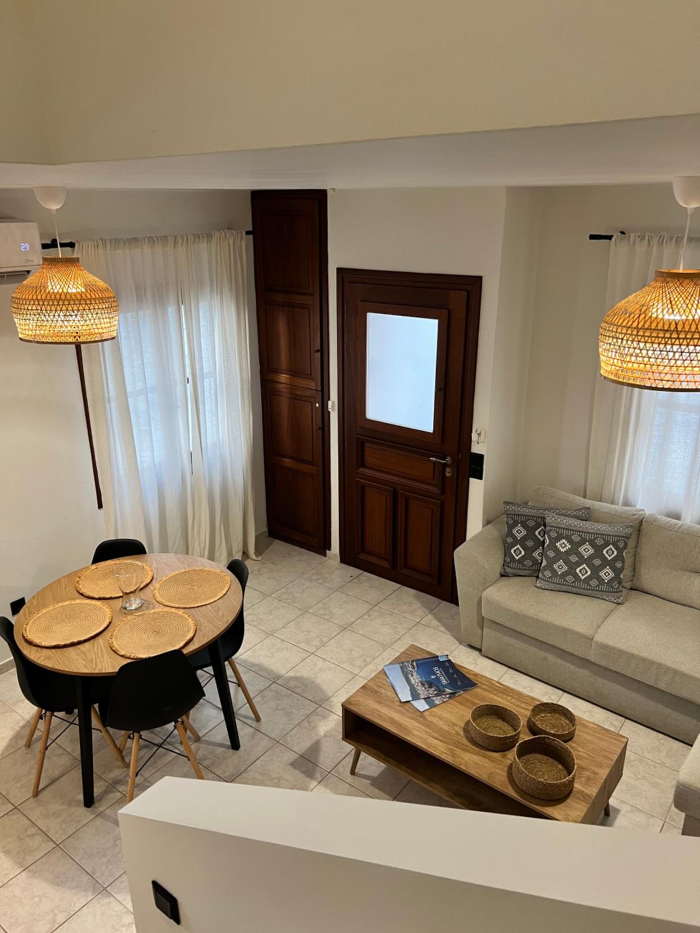 Olea White