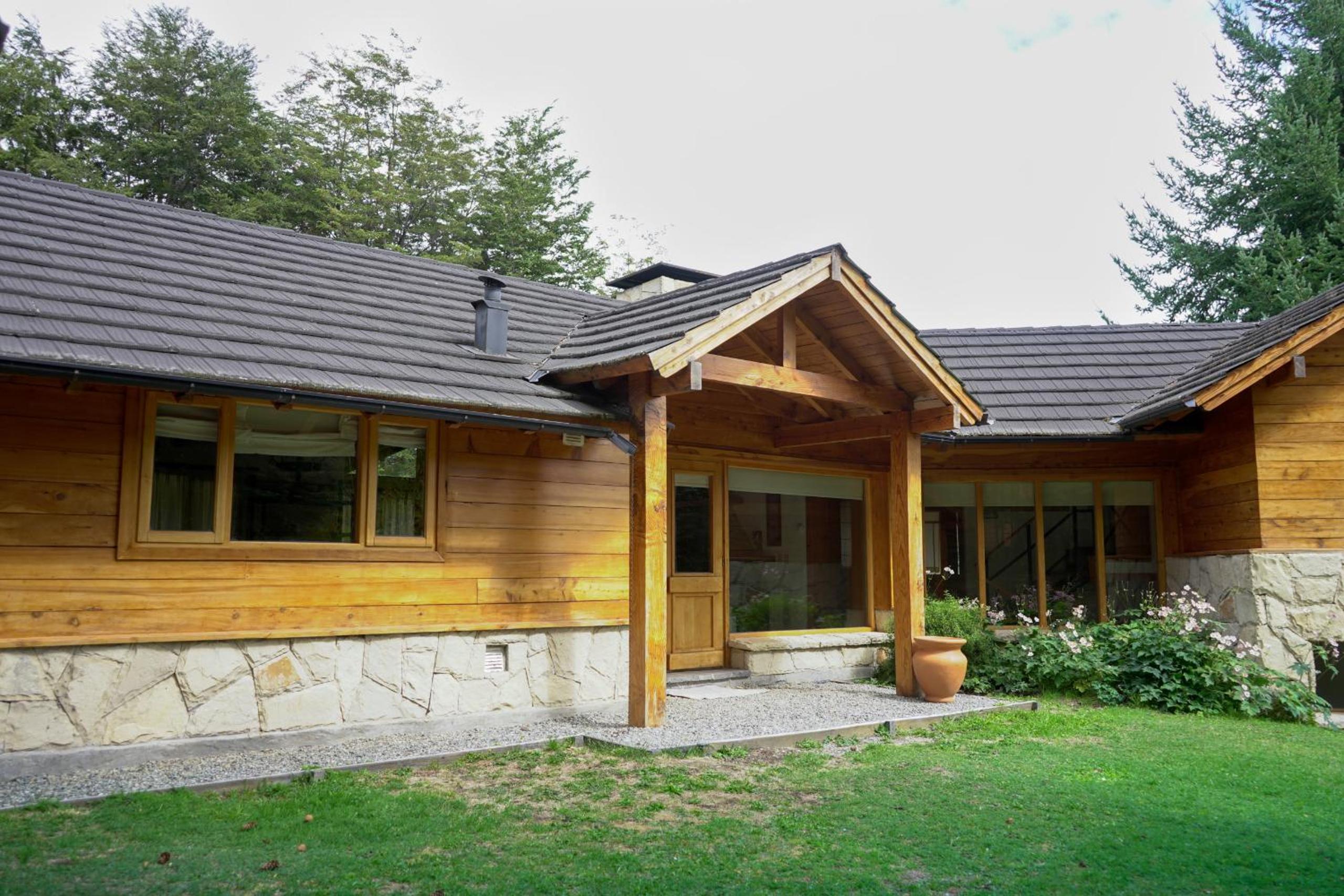 BOG La Florcita - Casa en Puerto Manzano rodeada de bosque