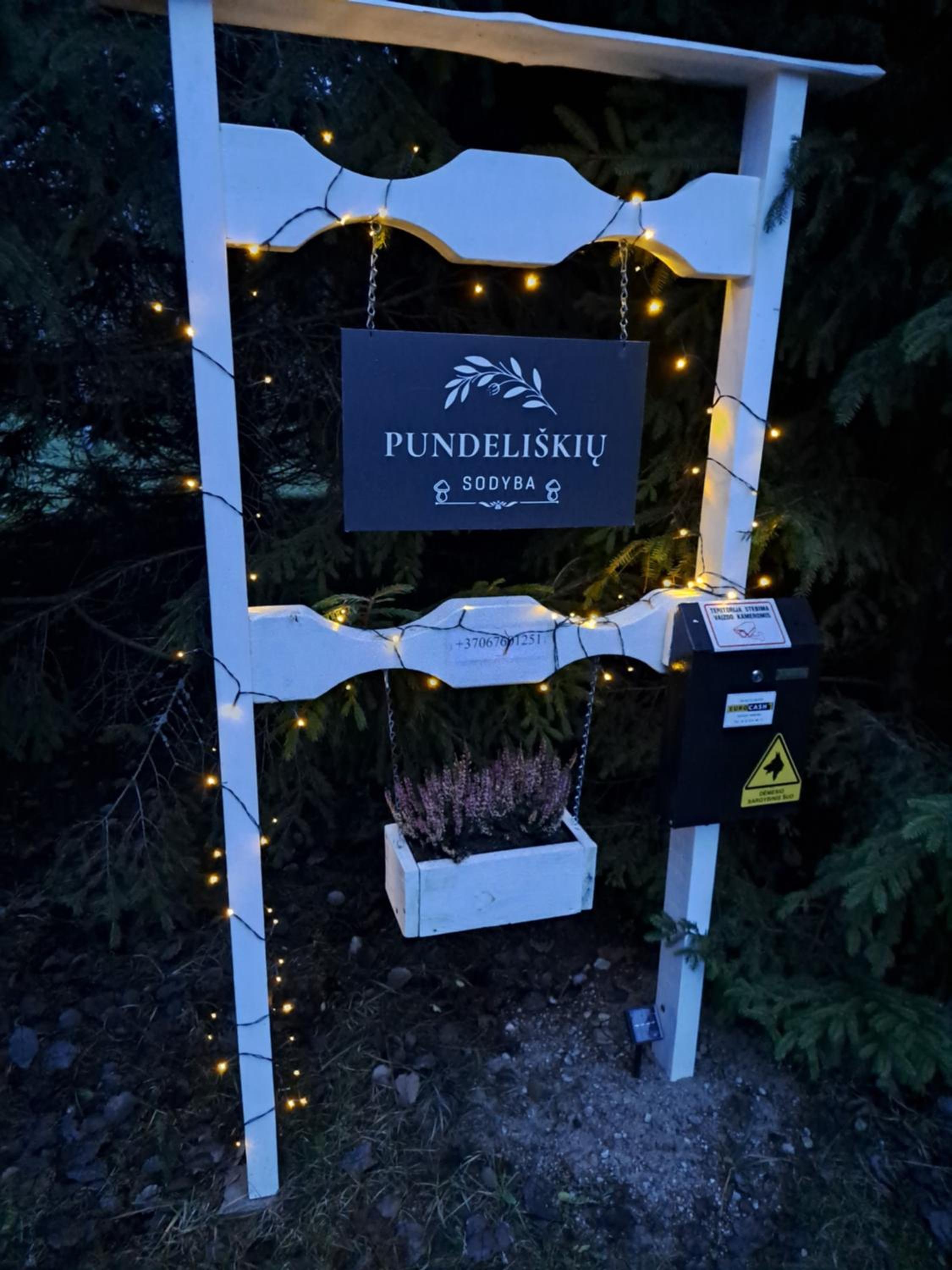 Pundeliškių sodyba