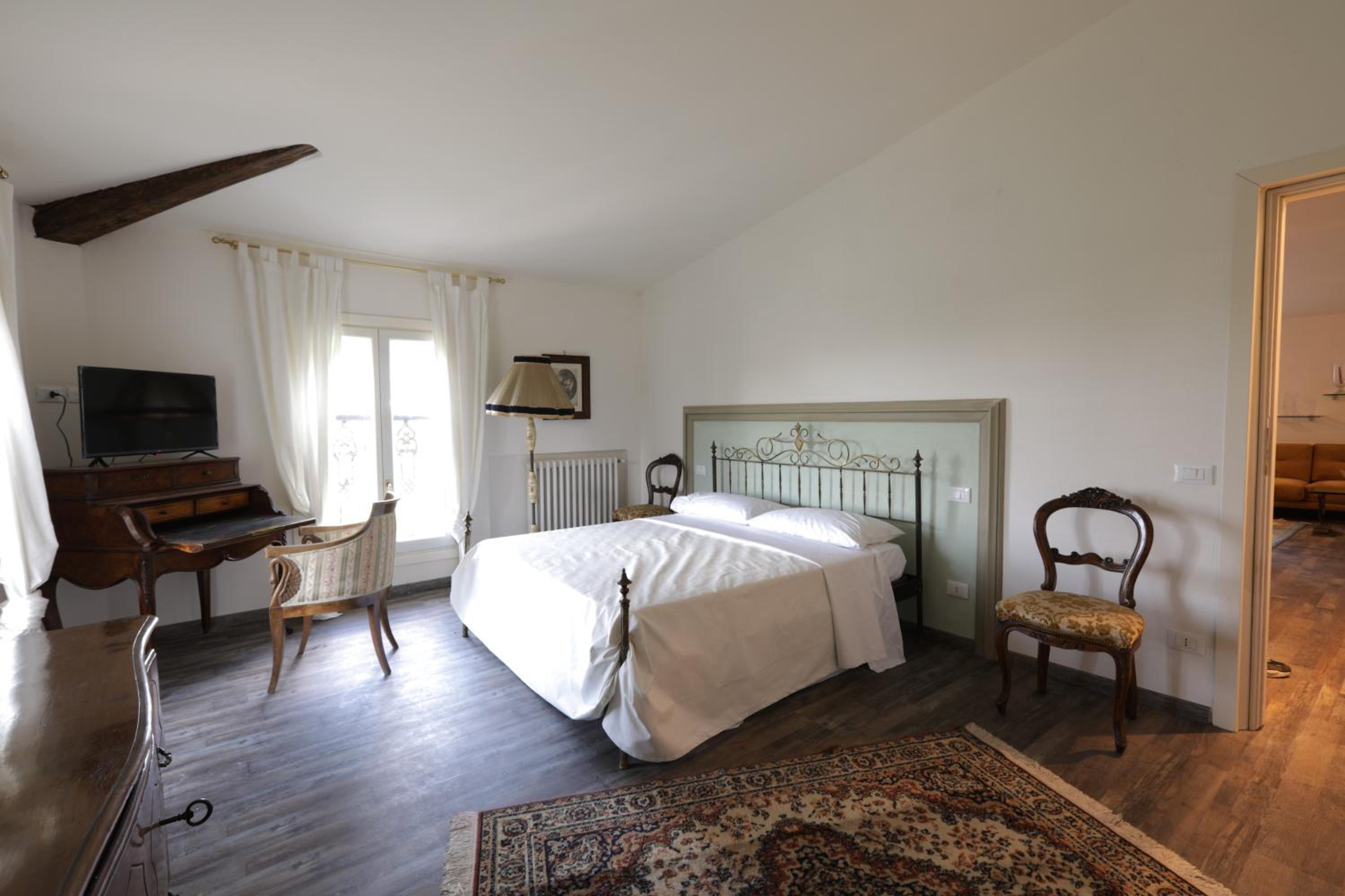 BORGO VILLA VALENTINI