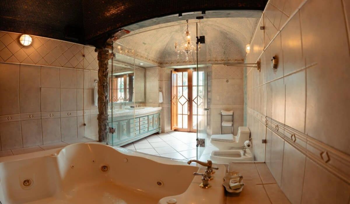 Sharazade - Boutique Stay Pool Magical Setting