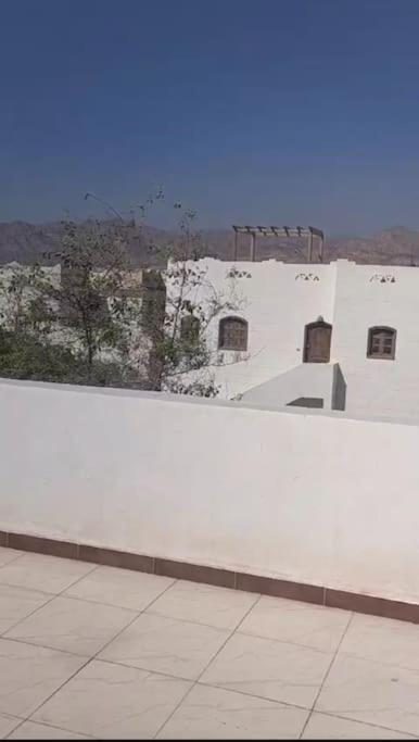 Mero house