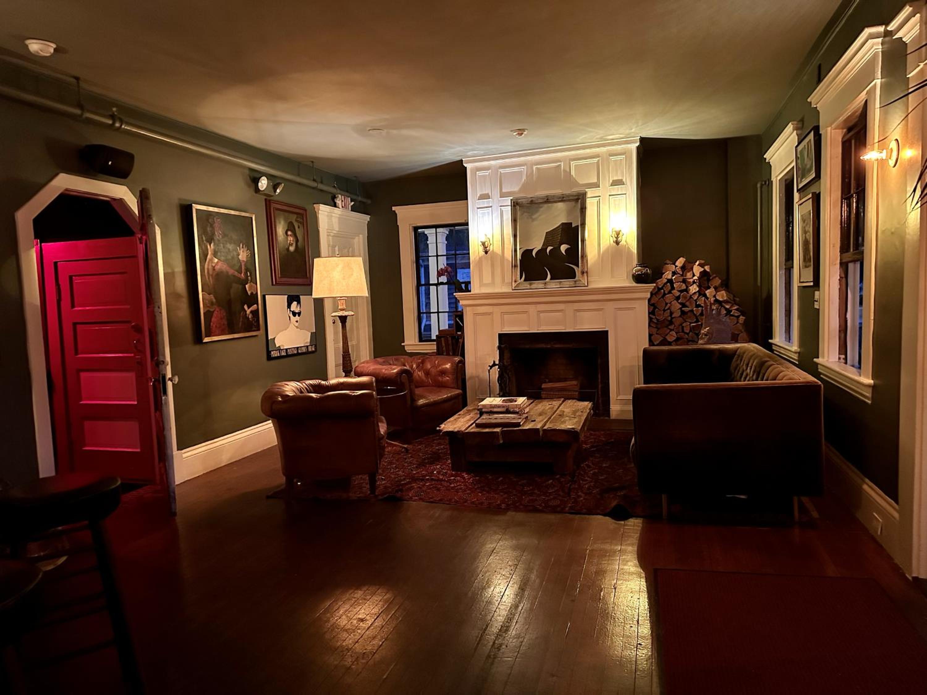 Gifford House 36