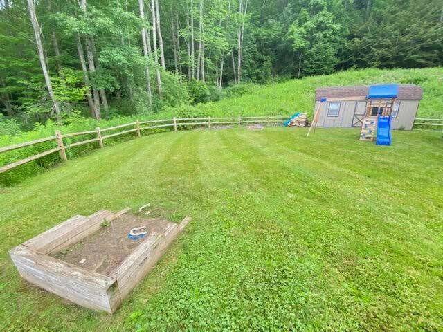 Grand Slam Lake House Cooperstown Dreams Park view 4