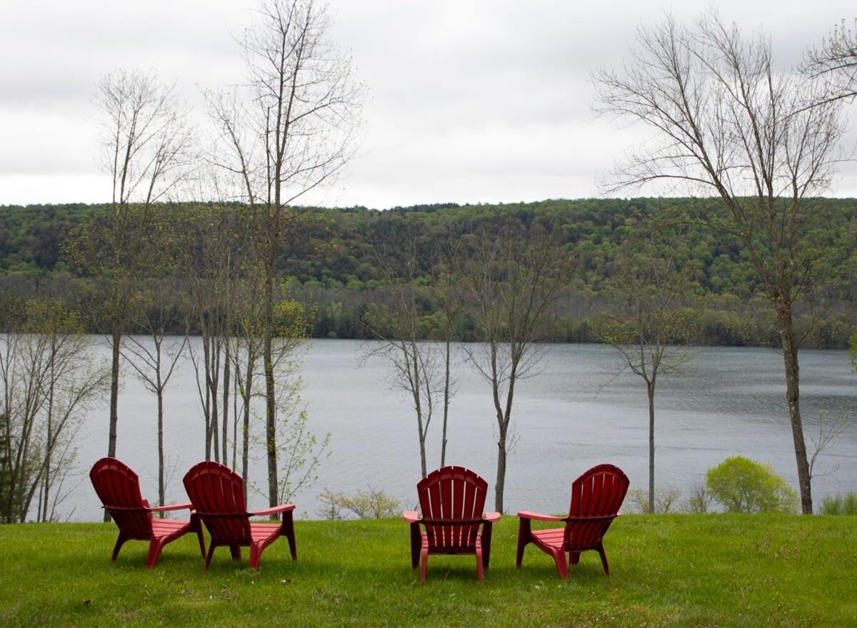 Grand Slam Lake House Cooperstown Dreams Park view 5