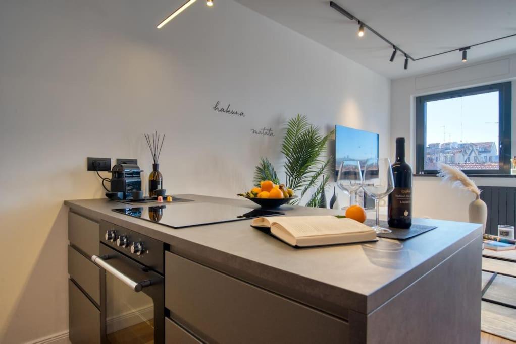 Italianflat - Canal Couture, Navigli Luxury Retreat