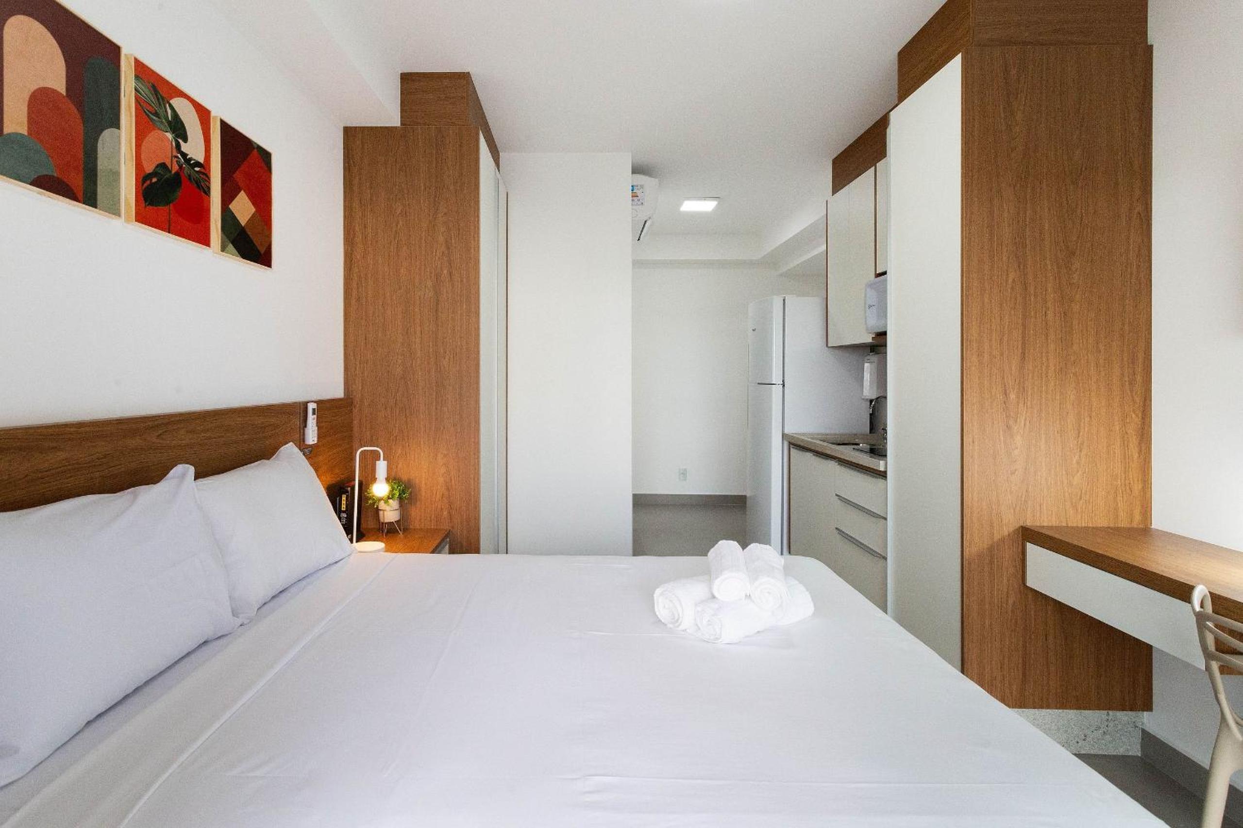 Haus Mitre Residences - Studios per season
