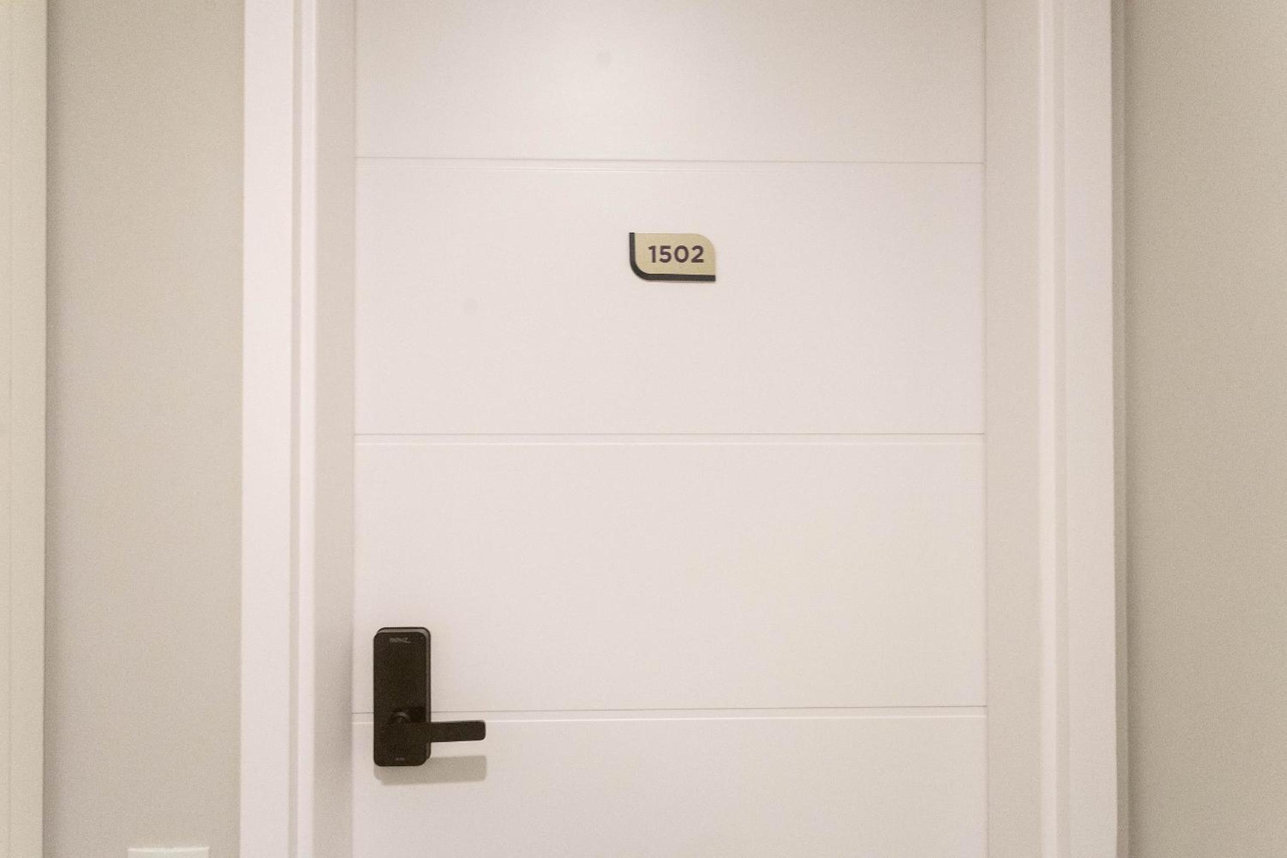Haus Mitre Residences - Studios per season
