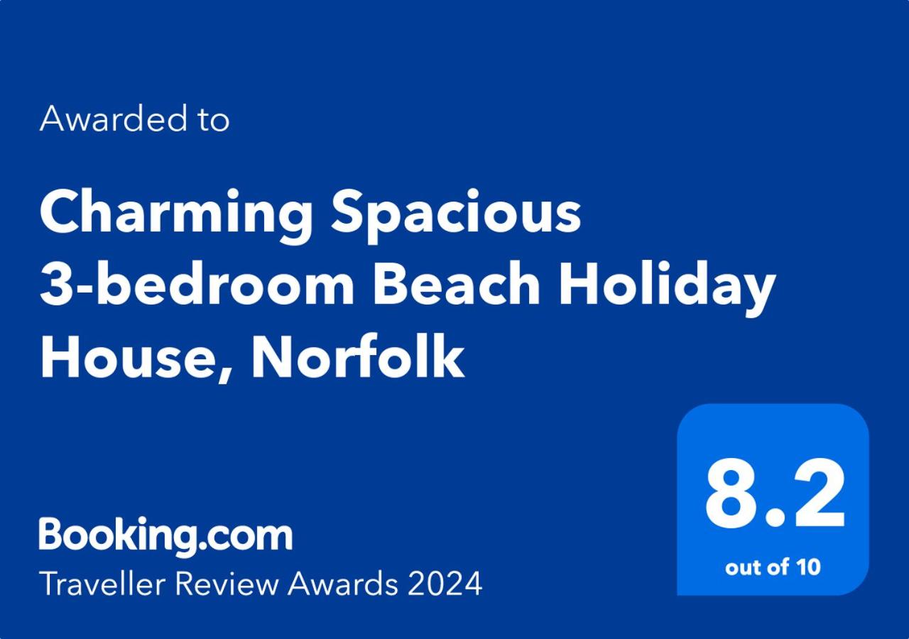 Charming Spacious 3-bedroom Beach Holiday House, Norfolk view 2