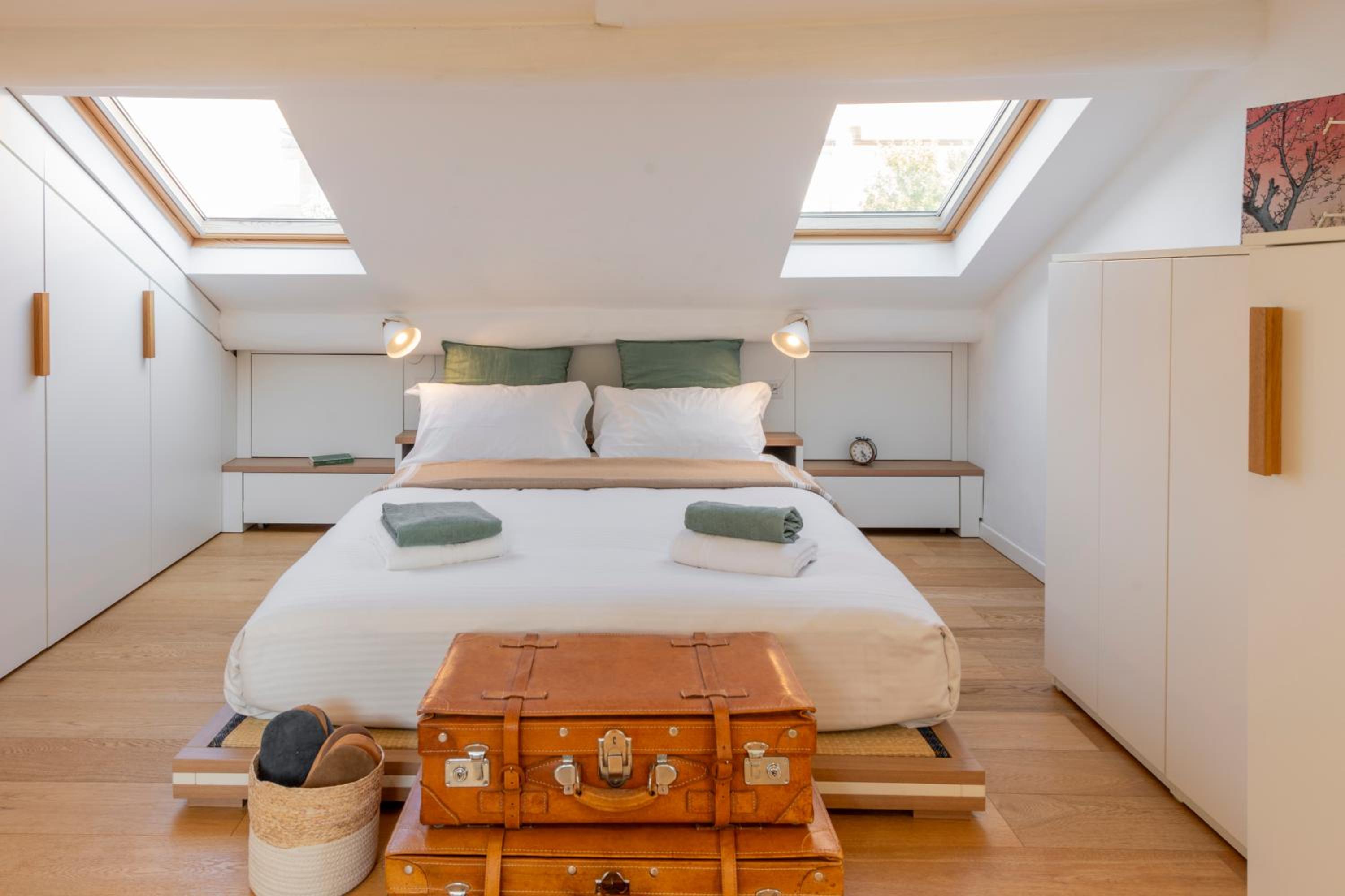 Bright mini studio in the heart of Milan