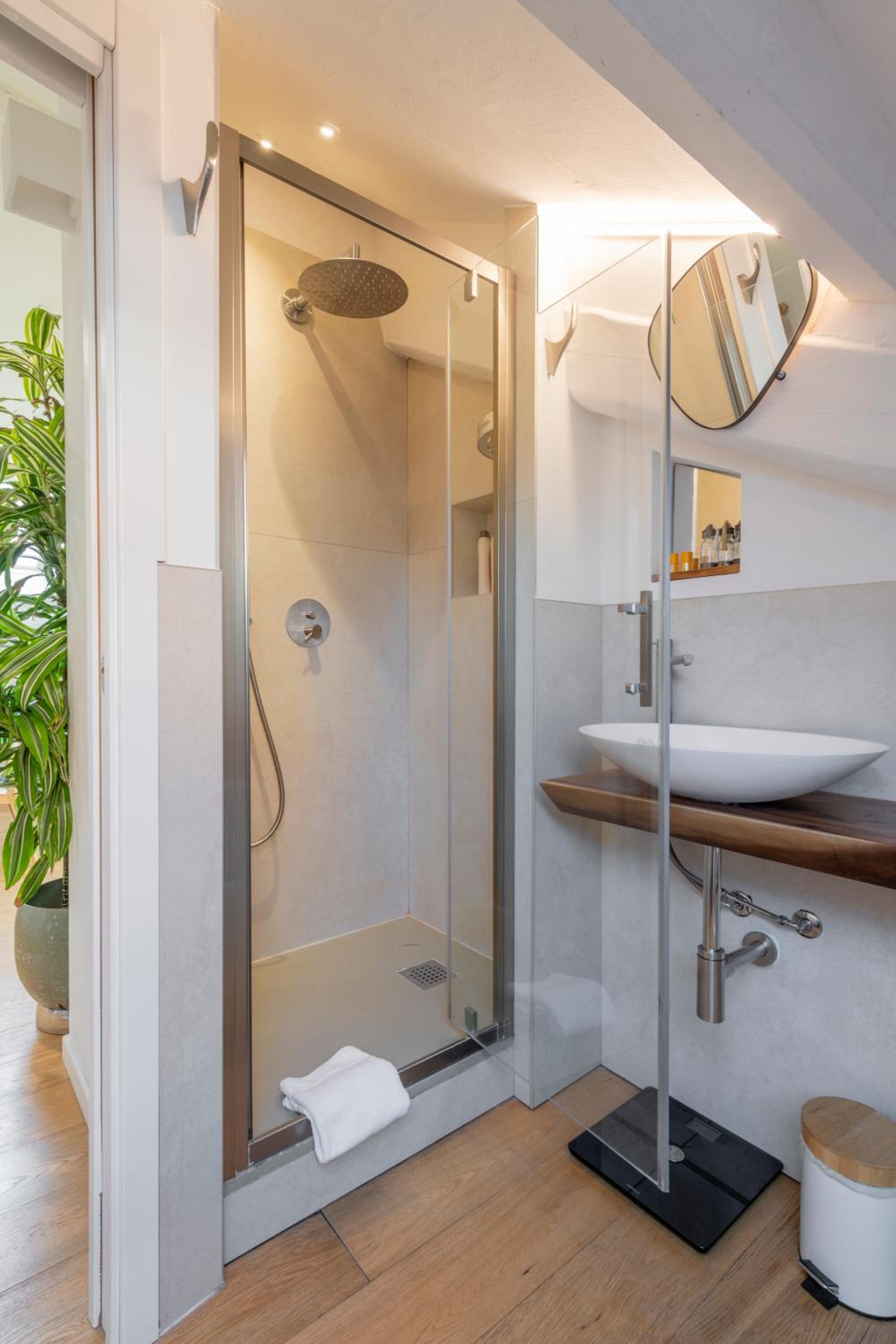 Bright mini studio in the heart of Milan