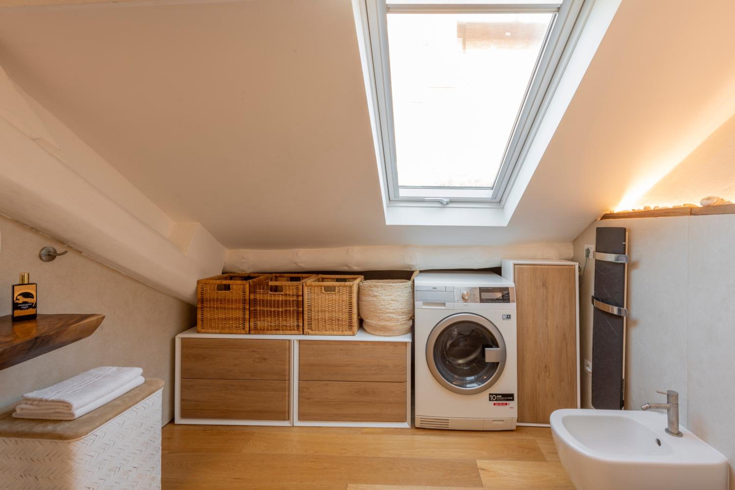 Bright mini studio in the heart of Milan