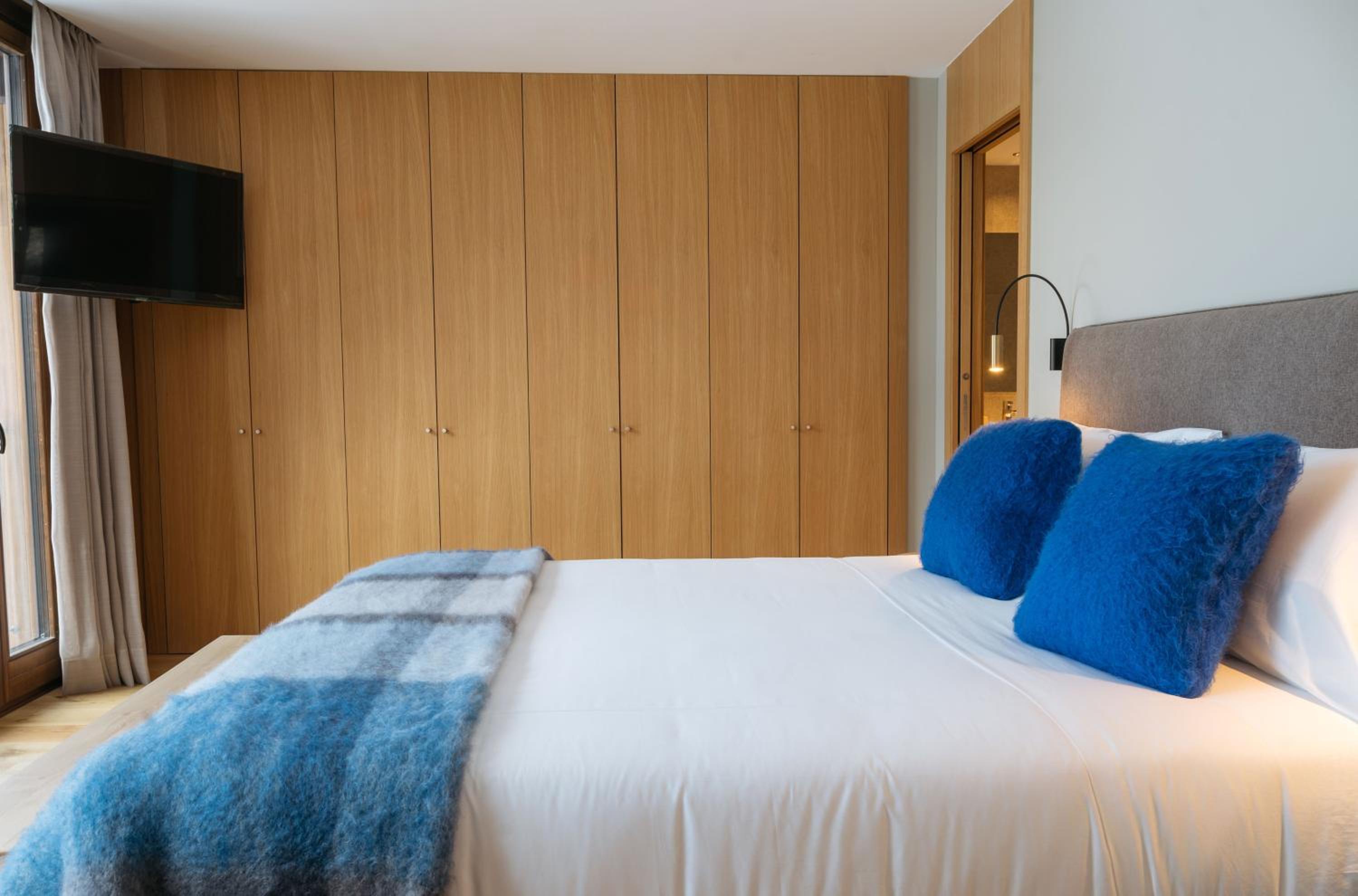 ISARD RESIDENCES & SPA by Elegant Residences