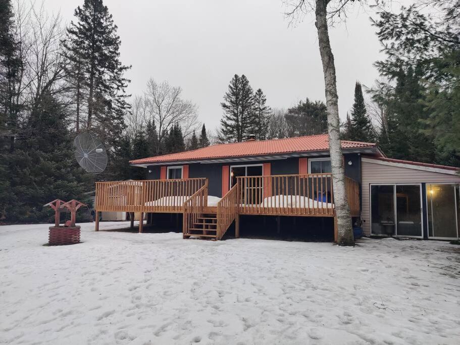 Private Riverfront Cottage in Muskoka - The MARA