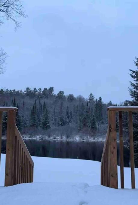 Private Riverfront Cottage in Muskoka - The MARA
