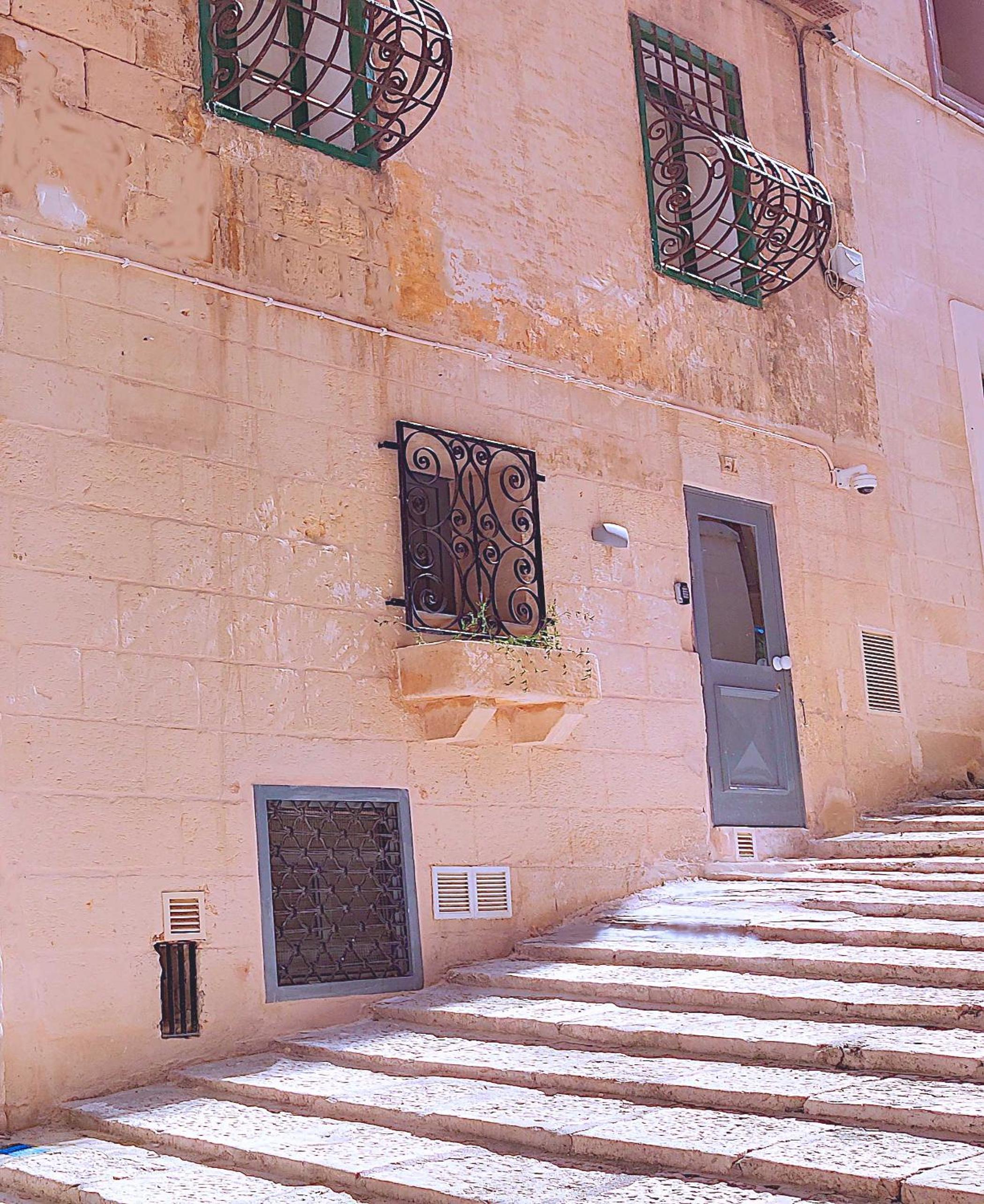 Salt 54 by Savynomad Harbour Residences Valletta view 2