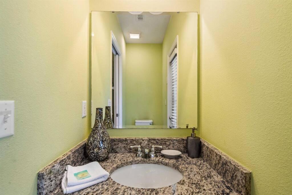25% Off Pool Home Near Disney view 2