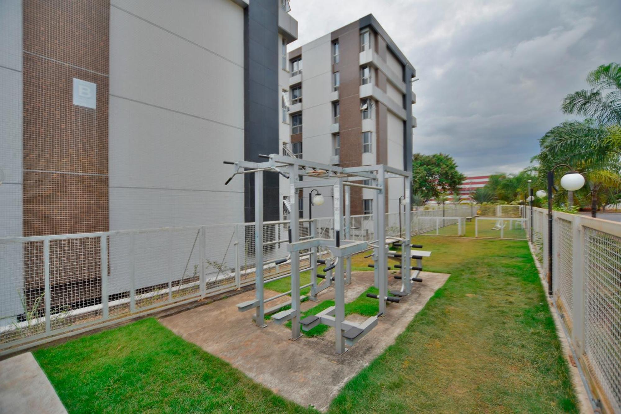 Estudio calmo ao lado do parque