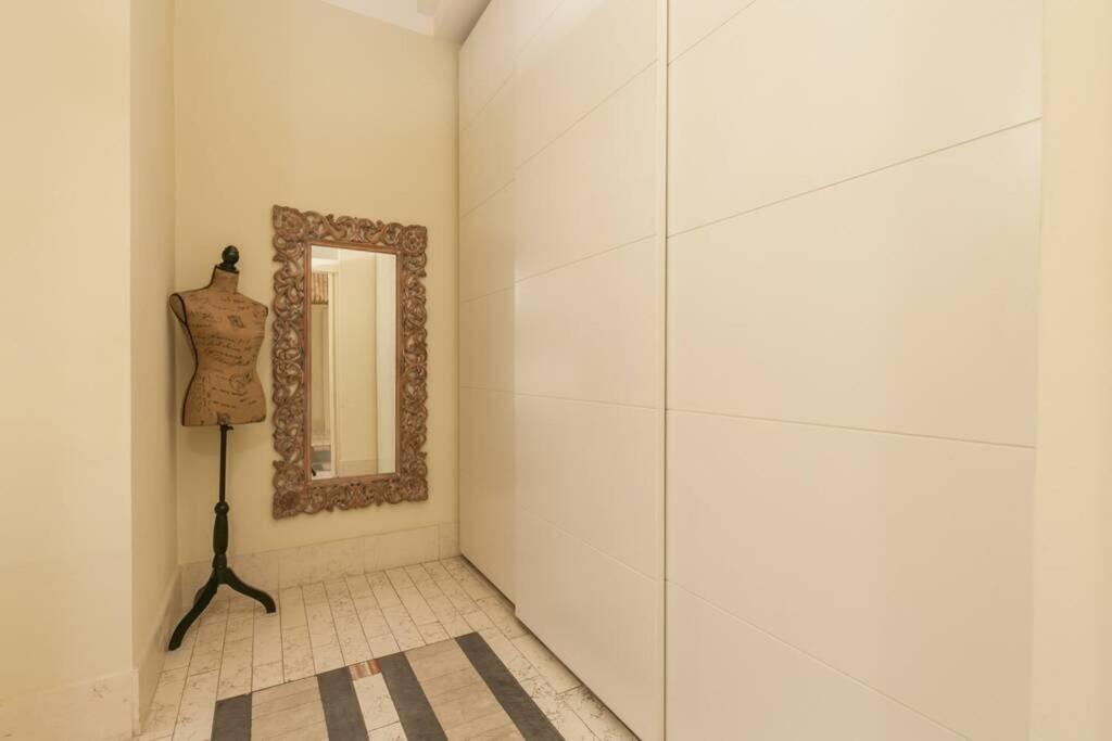 BORGO PIO - quite and spacious apt