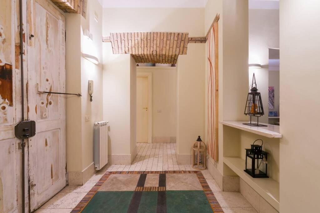 BORGO PIO - quite and spacious apt