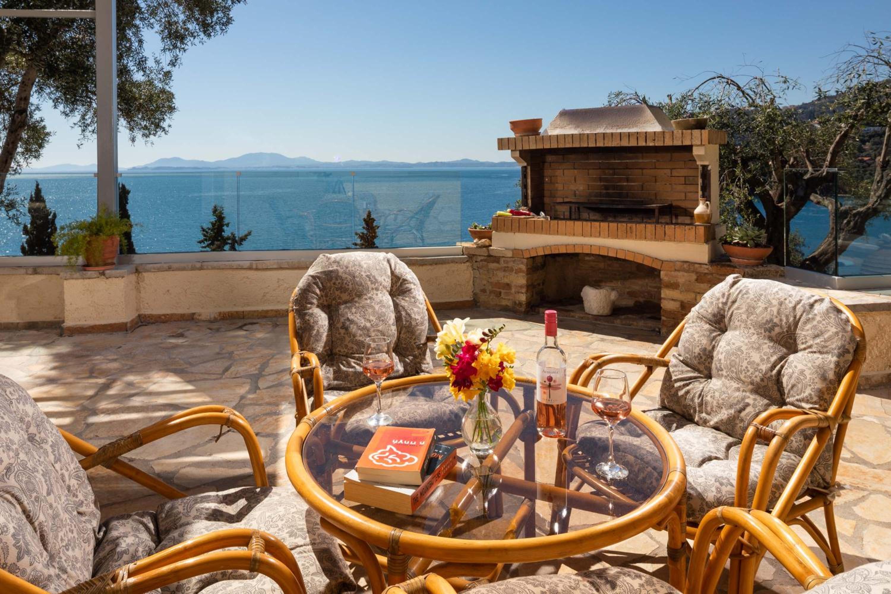 Kalami Lookout Villa