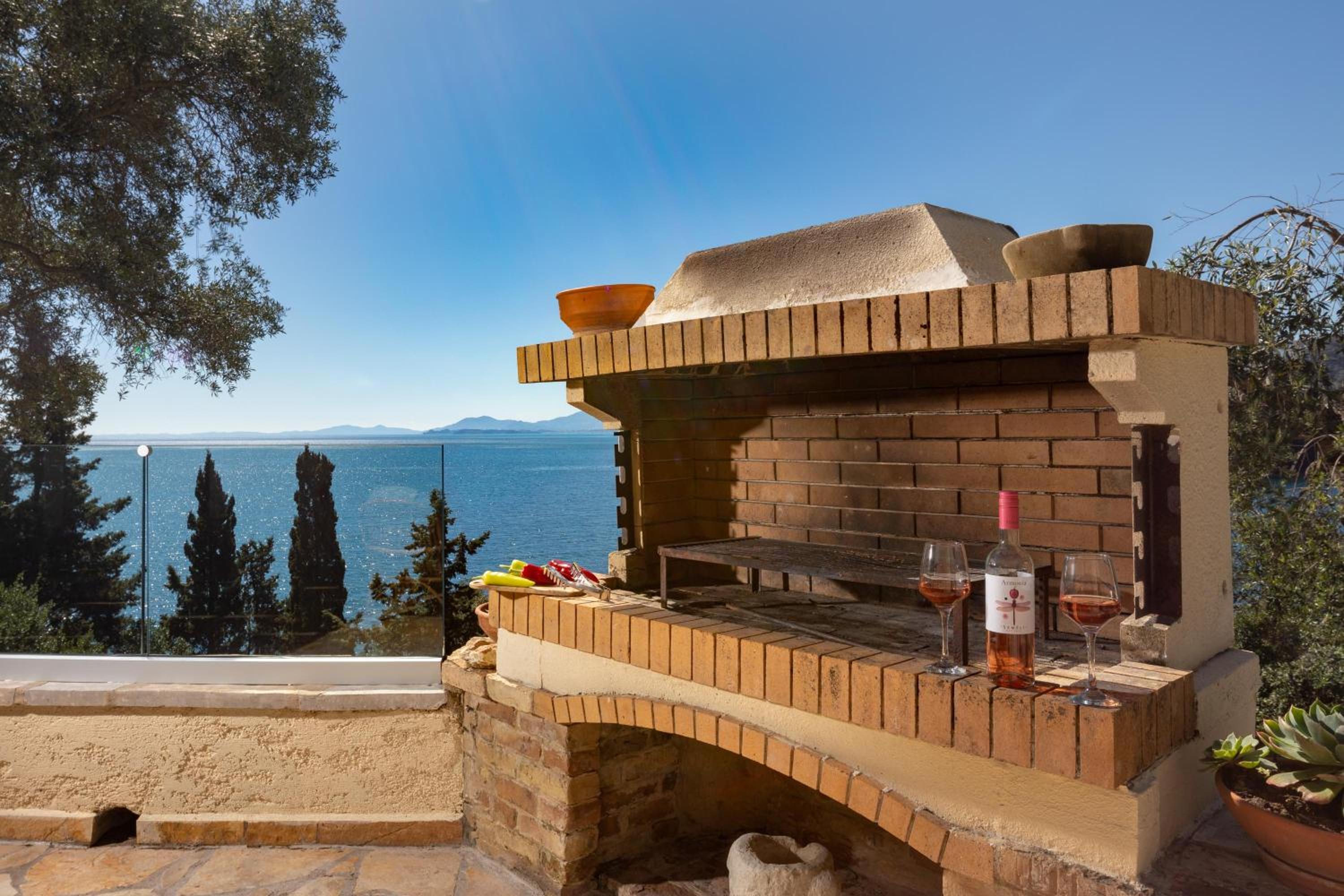 Kalami Lookout Villa