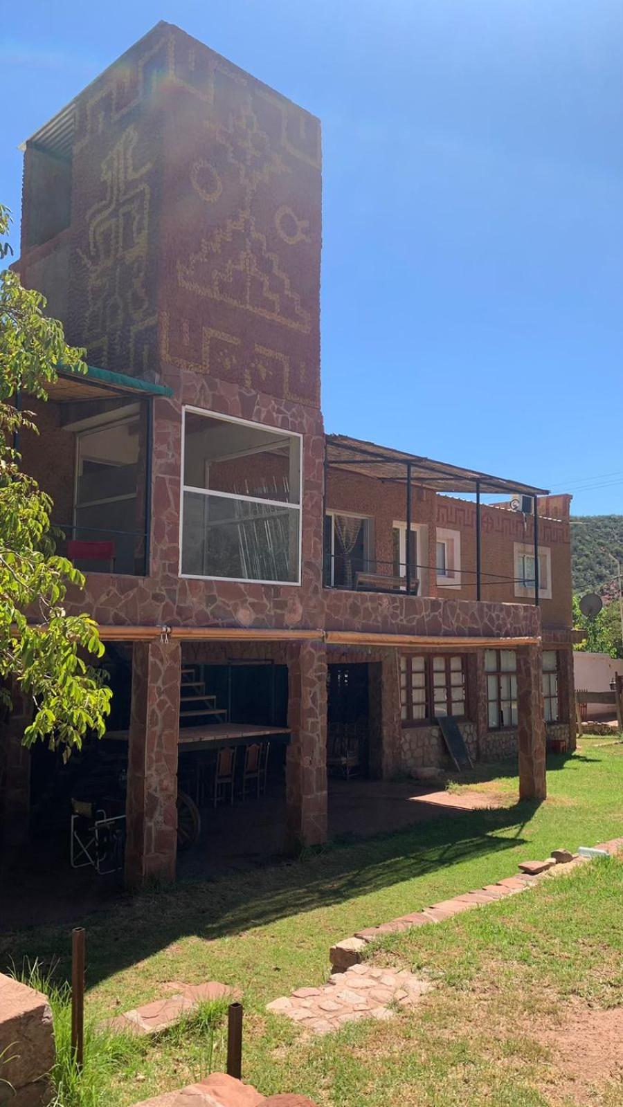 Hostal La Casa - Image 1