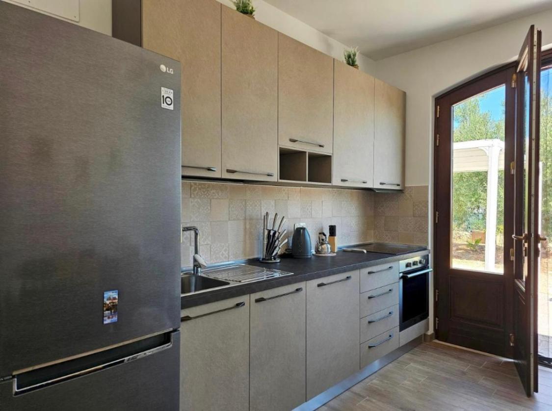 Lina 840 en Monopoli — kitchen
