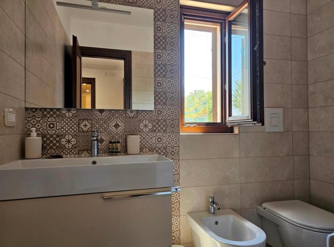 Lina 840 en Monopoli — bathroom