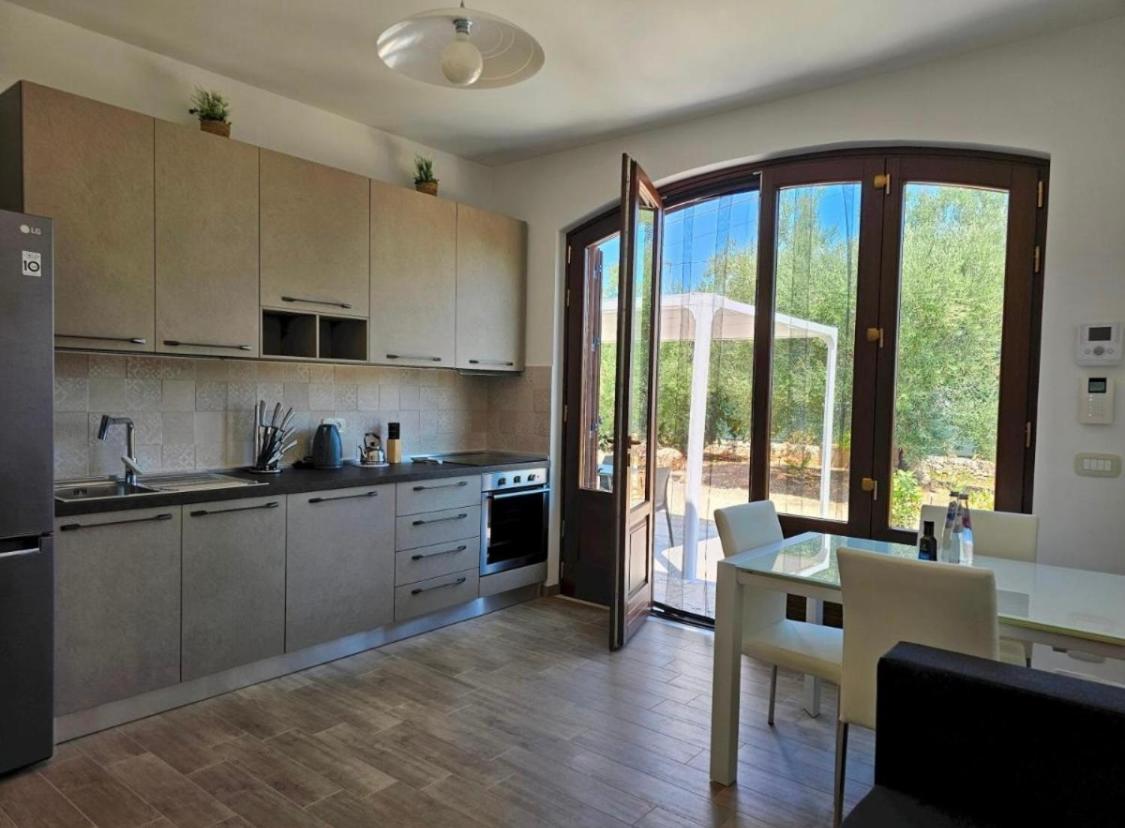 Lina 840 en Monopoli — kitchen